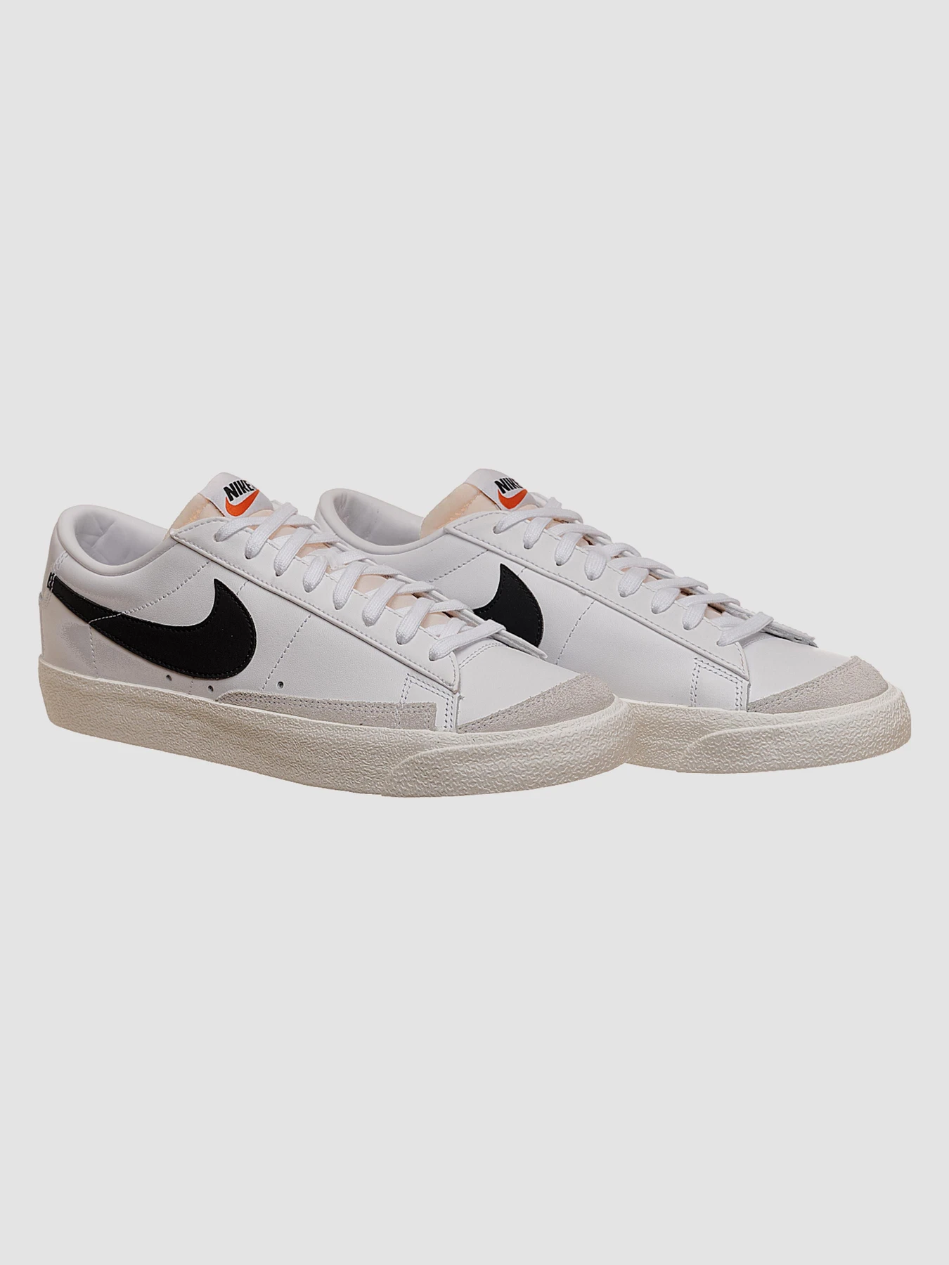 Кросівки NIKE Blazer Low' 77 Vintage модель DA6364-101 Фото