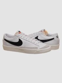 Кросівки NIKE Blazer Low' 77 Vintage модель DA6364-101 Фото
