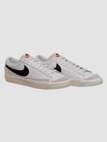 Кросівки NIKE Blazer Low' 77 Vintage модель DA6364-101 Фото
