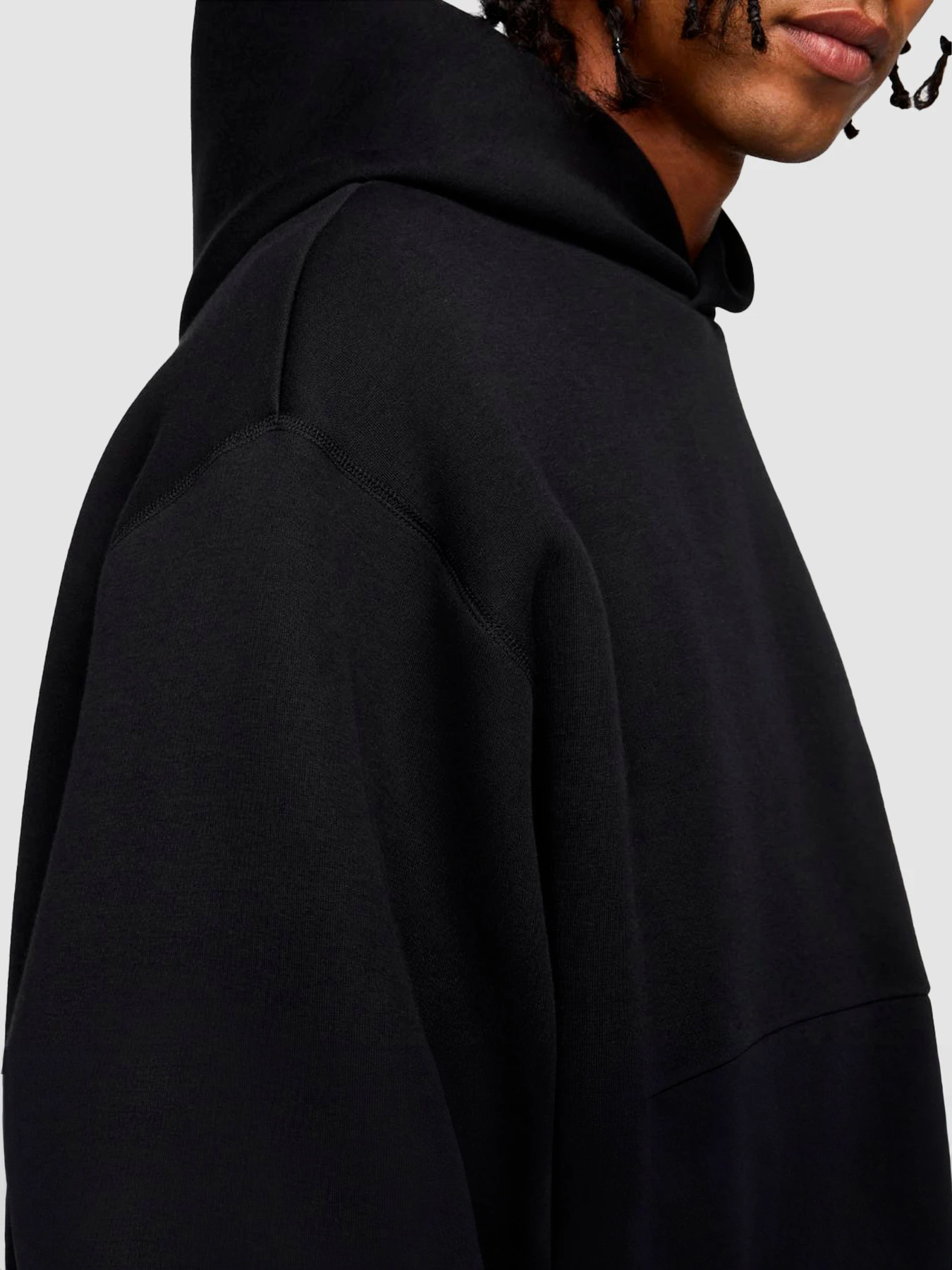 Худи и свитшоты NIKE M Tch Flc Hoodie модель FZ0744-010 Худи и свитшоты NIKE M Tch Flc Hoodie модель FZ0744-010 Фото