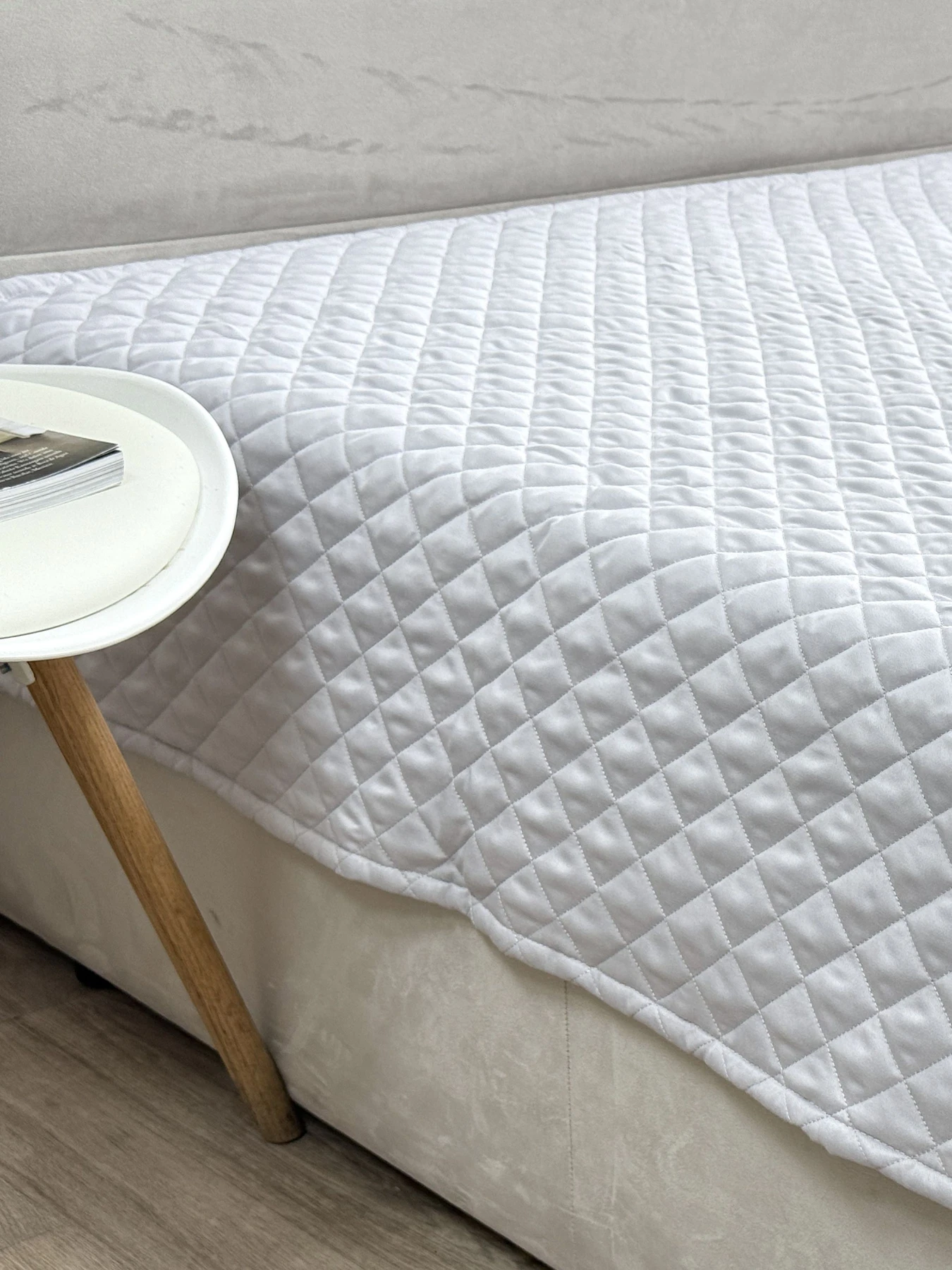 Покрывало декоративное антиаллергенное серого цвета Light Grey Ecotton модель 25183 Покрывало декоративное антиаллергенное серого цвета Light Grey Ecotton модель 25183 Фото
