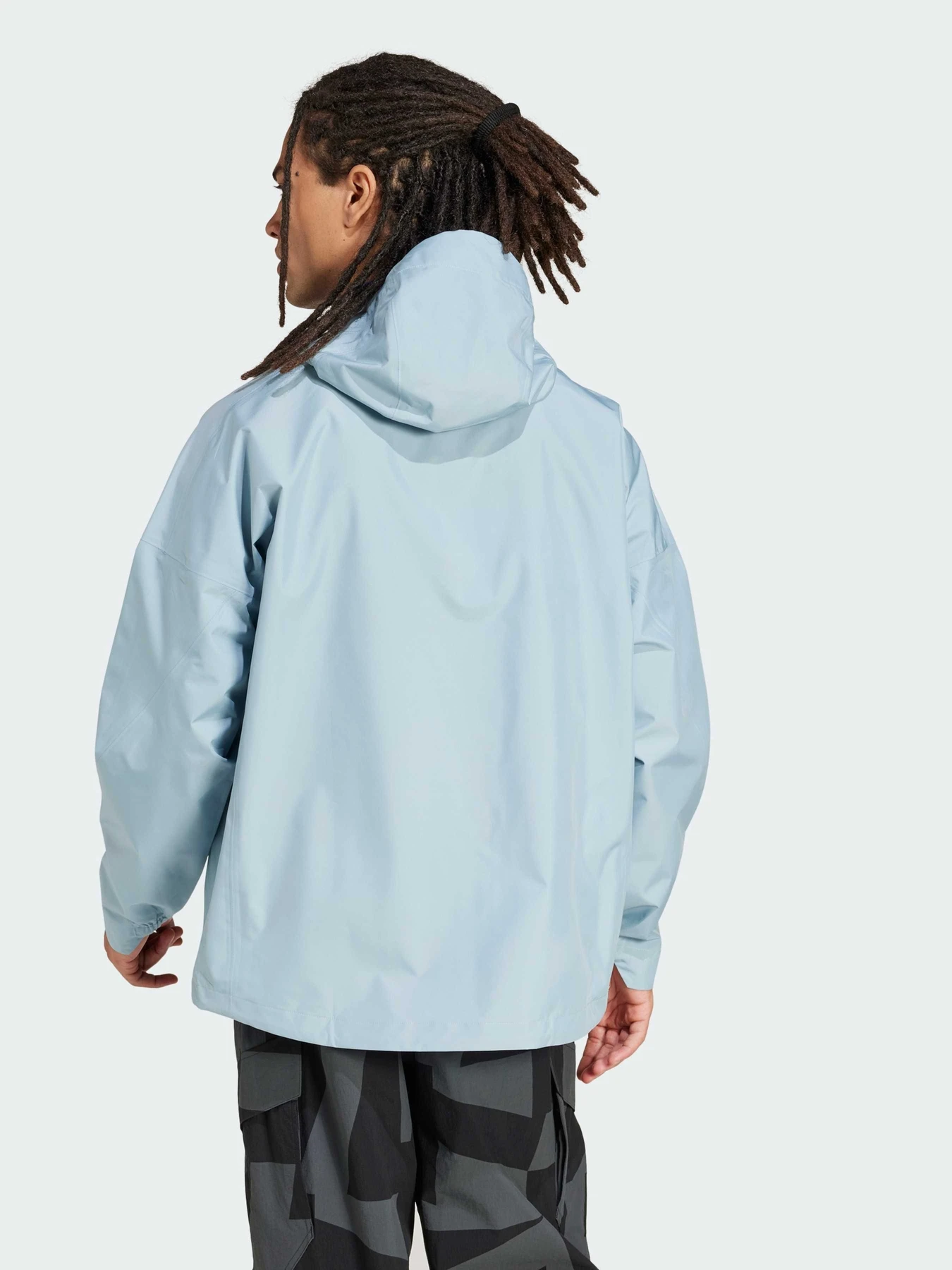 Куртки и дубленки Adidas Terrex модель JD8347 Куртки и дубленки Adidas Terrex модель JD8347 Фото