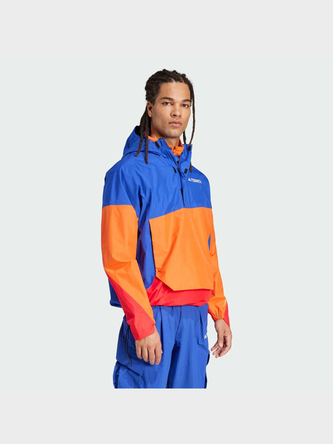 Куртки и дубленки Adidas Terrex модель JD8348 Куртки и дубленки Adidas Terrex модель JD8348 Фото