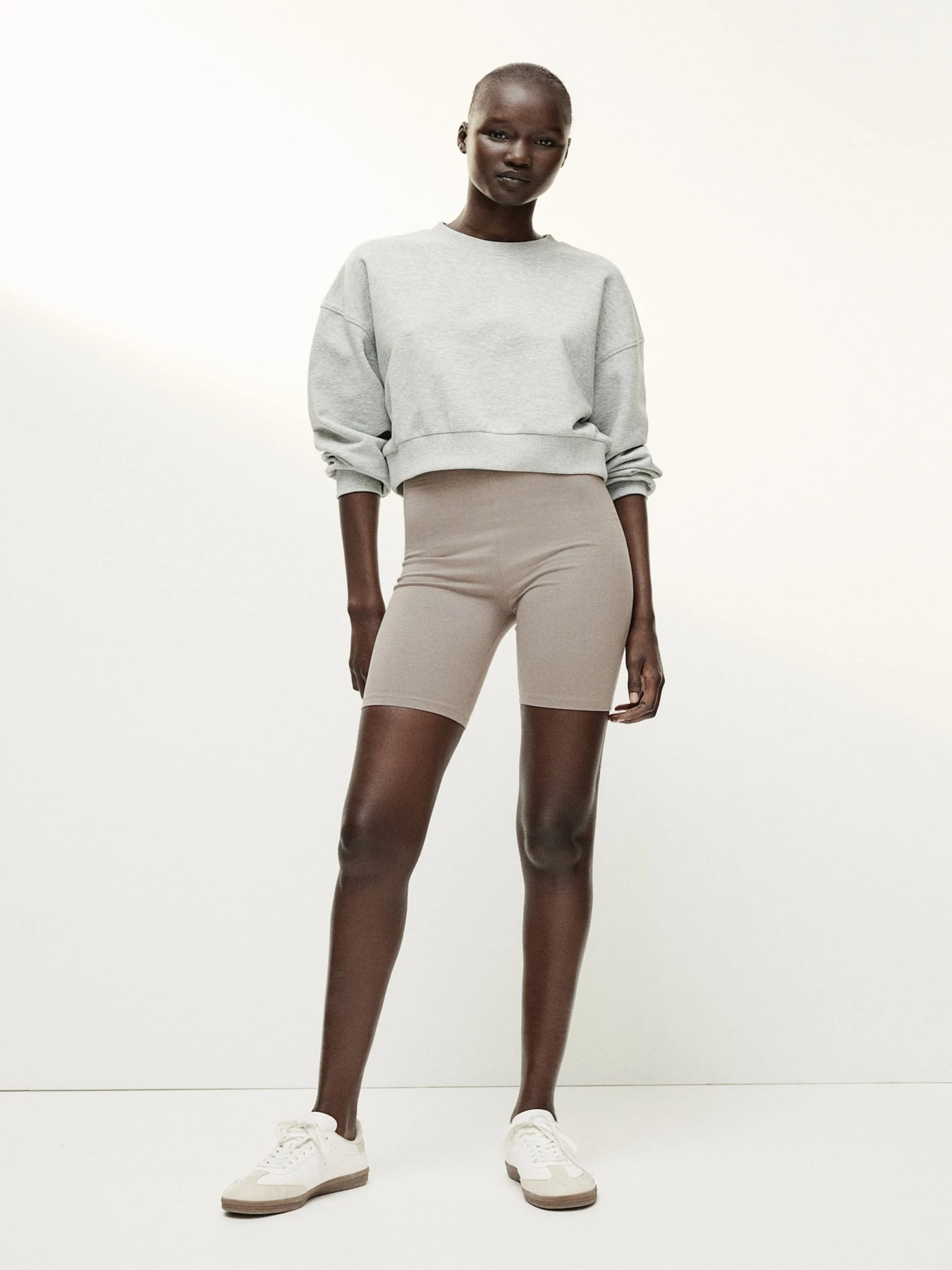 Шорти H&M модель 75783 Фото
