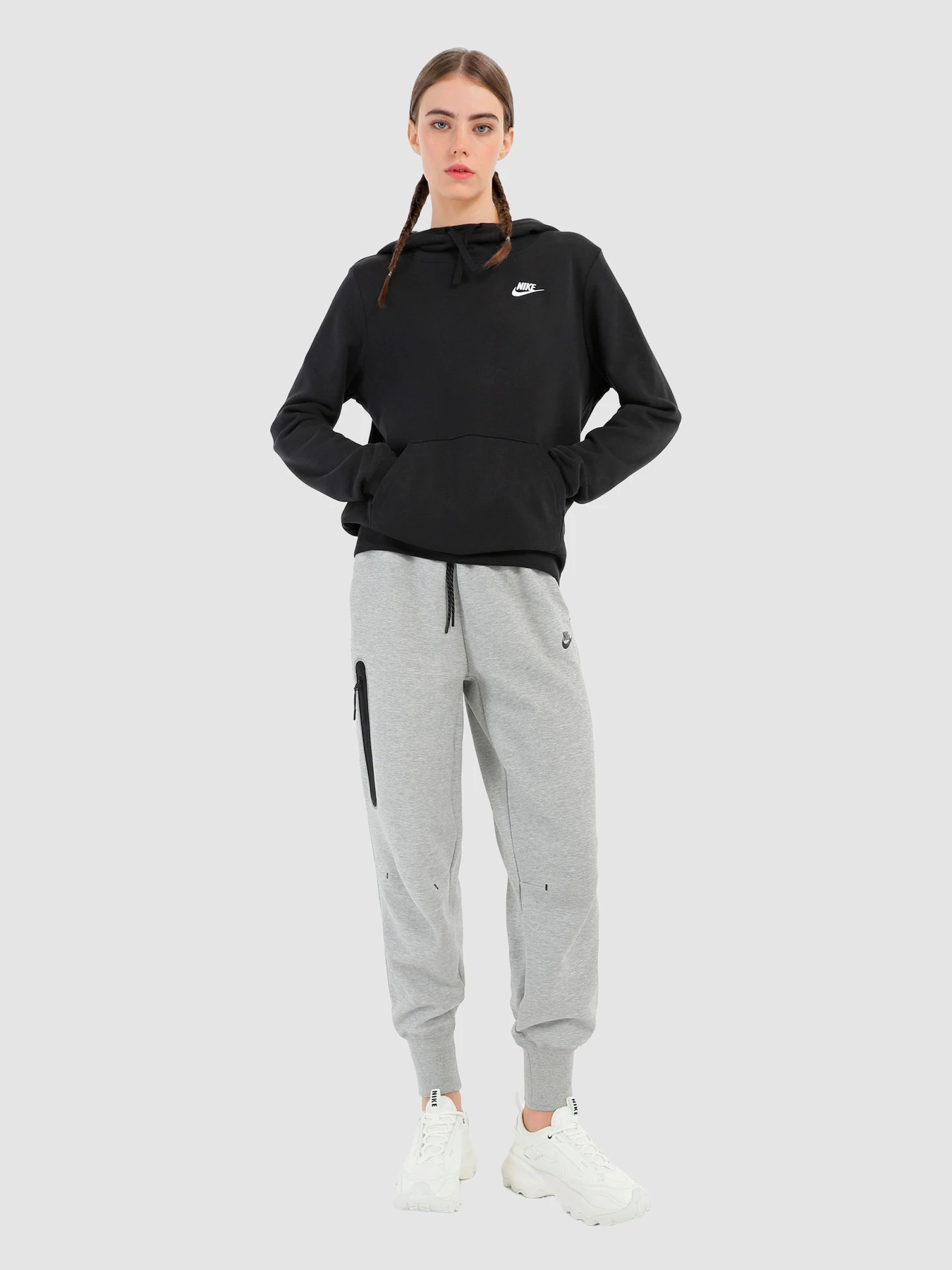 Худи и свитшоты NIKE Sportswear Club модель DQ5415-010 Худи и свитшоты NIKE Sportswear Club модель DQ5415-010 Фото