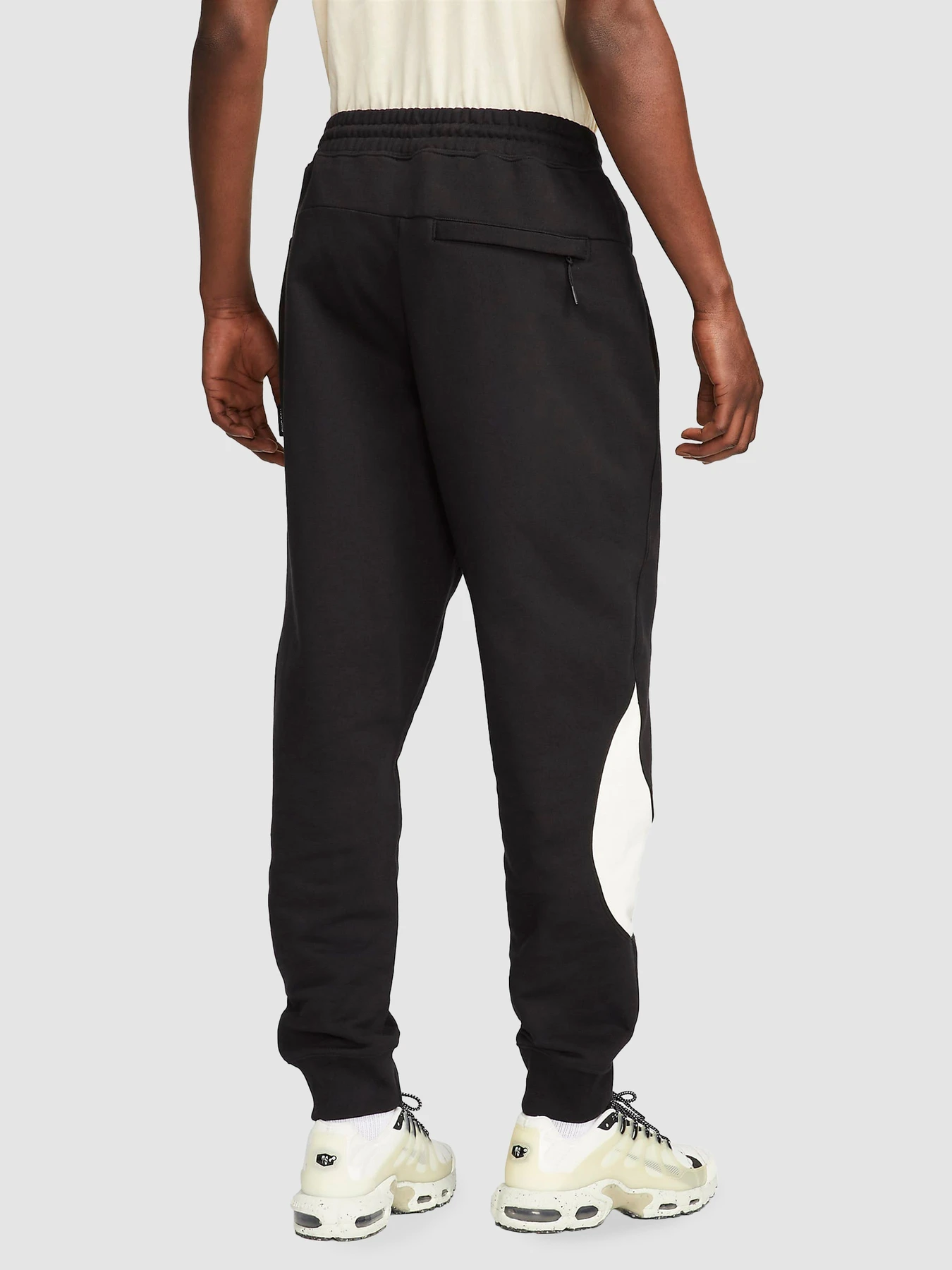 Брюки NIKE Swoosh Fleece Trousers модель DX0564-013 Фото