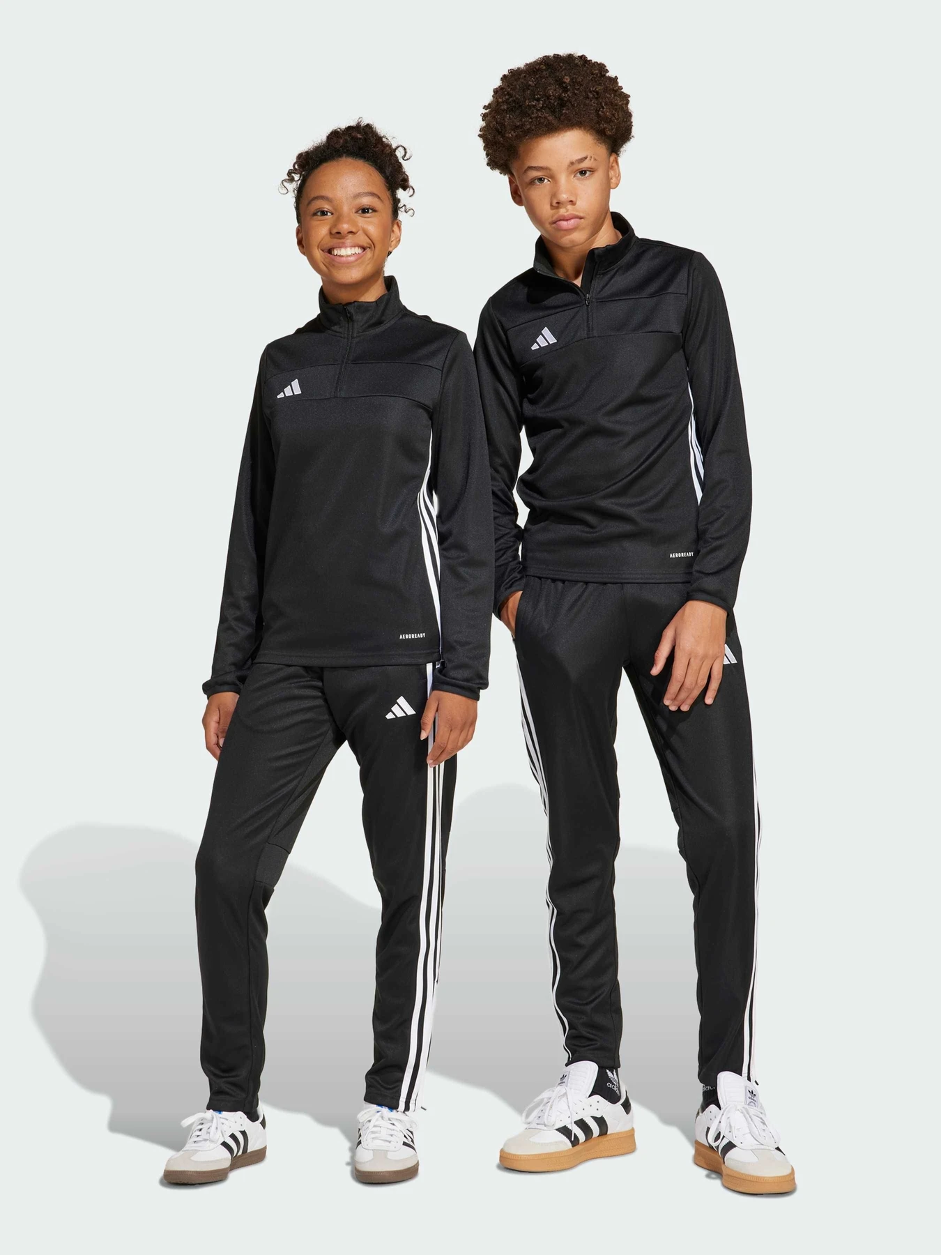 Брюки Adidas Tiro модель JD0573 Брюки Adidas Tiro модель JD0573 Фото