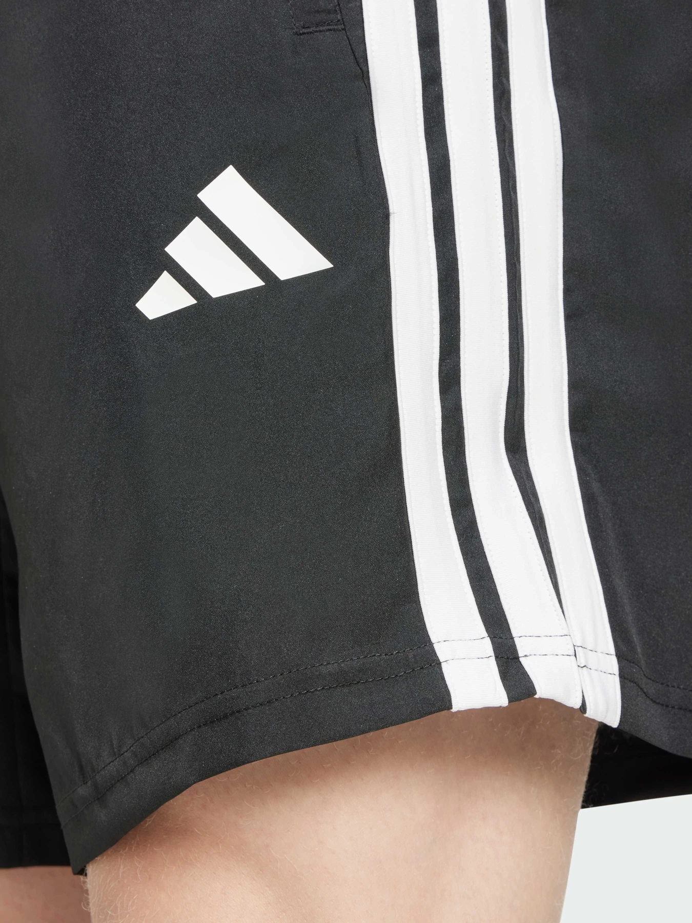 Шорты Adidas модель JC7718 Шорты Adidas модель JC7718 Фото
