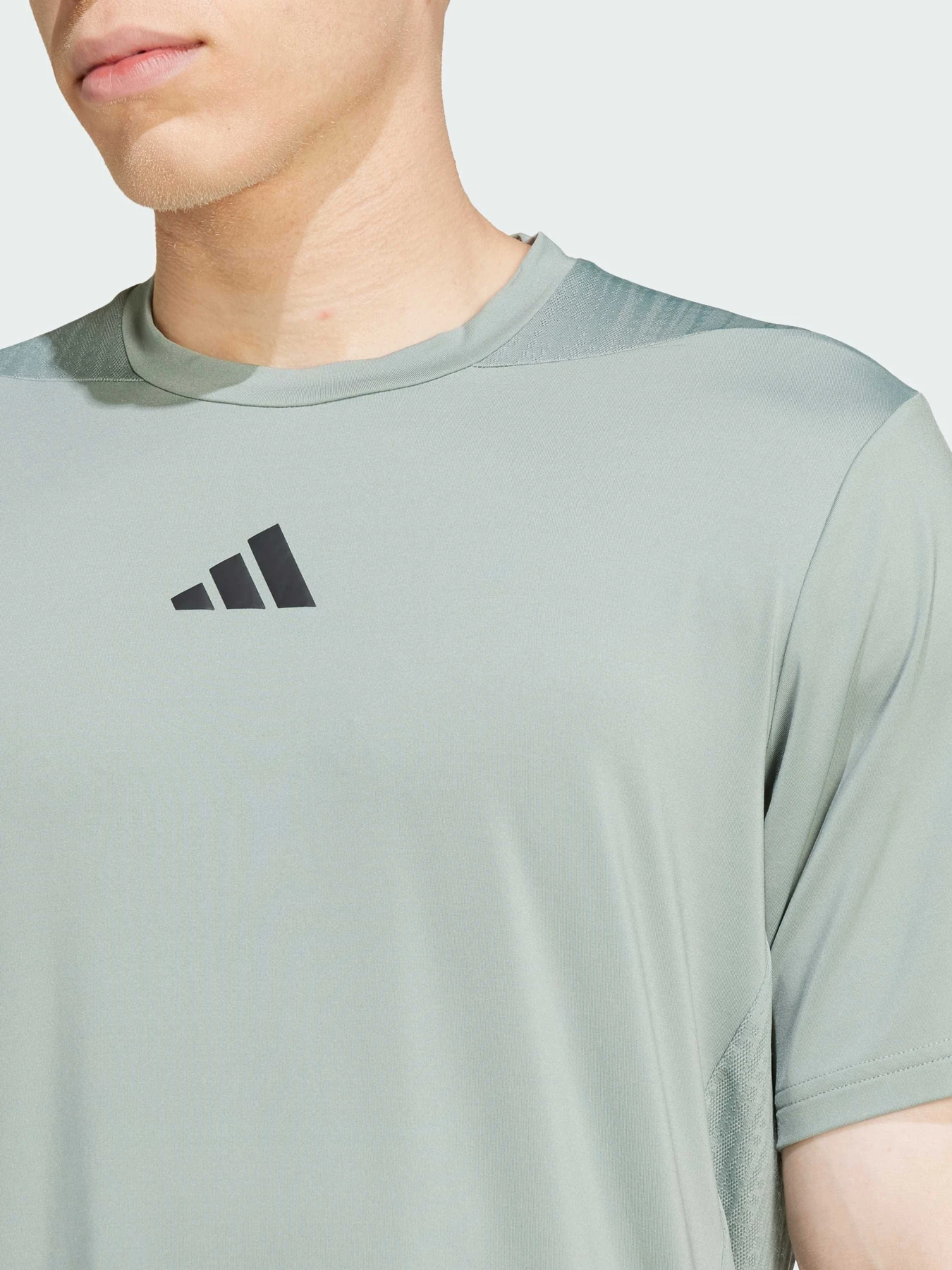 Футболки и поло Adidas модель JI8187 Футболки и поло Adidas модель JI8187 Фото