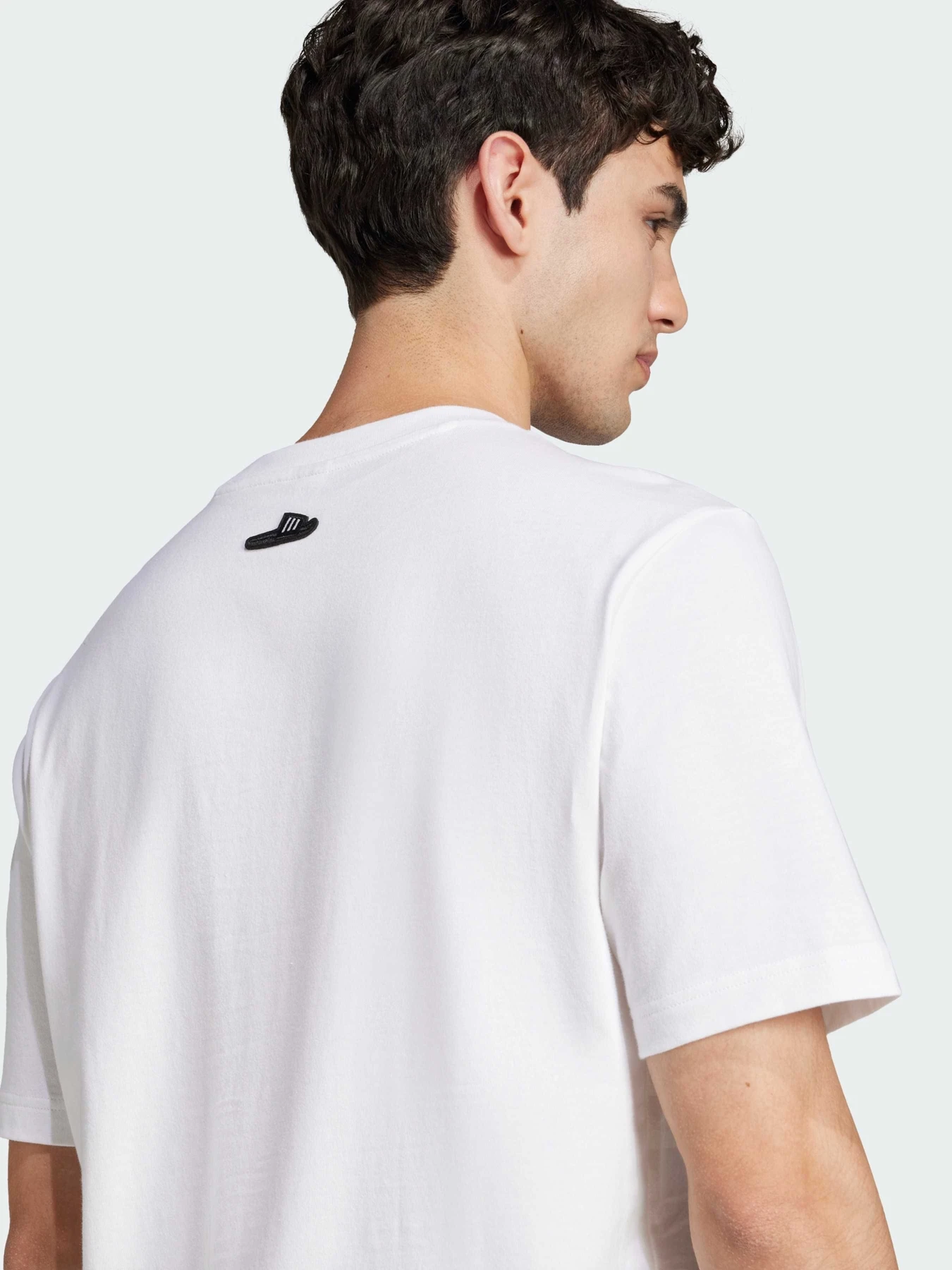 Футболки і поло Adidas модель JJ3999 Фото