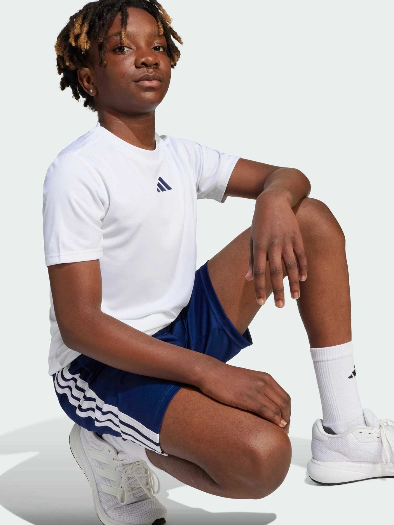 Костюмы Adidas модель JJ1030 Фото