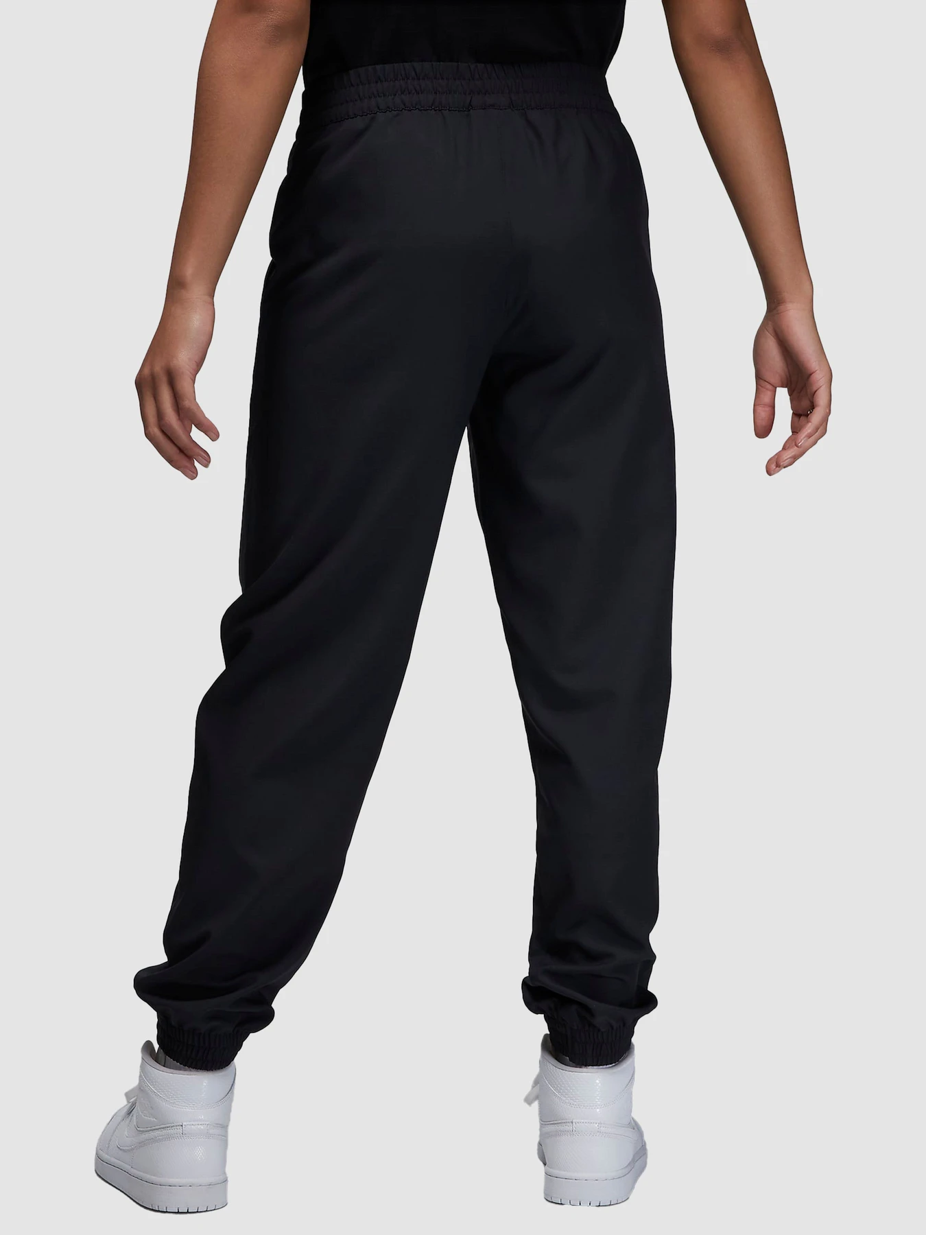 Штани NIKE Woven Trousers модель DZ3375-010 Штани NIKE Woven Trousers модель DZ3375-010 Фото