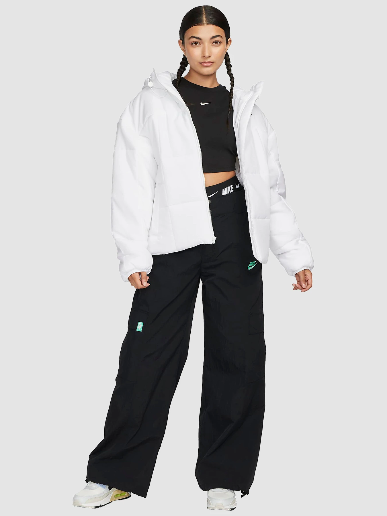 Куртки и дубленки NIKE Sportswear Classic Puffer Therma-Fit Loose Hooded Jacket модель FB7672-100 Фото