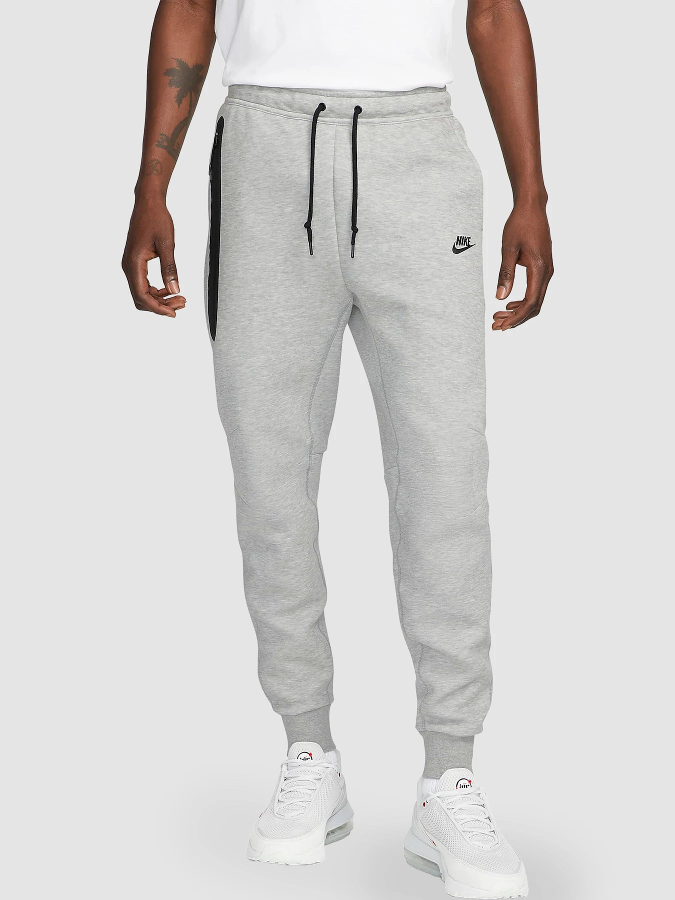 Брюки NIKE Tech Fleece модель FB8002-063 Брюки NIKE Tech Fleece модель FB8002-063 Фото