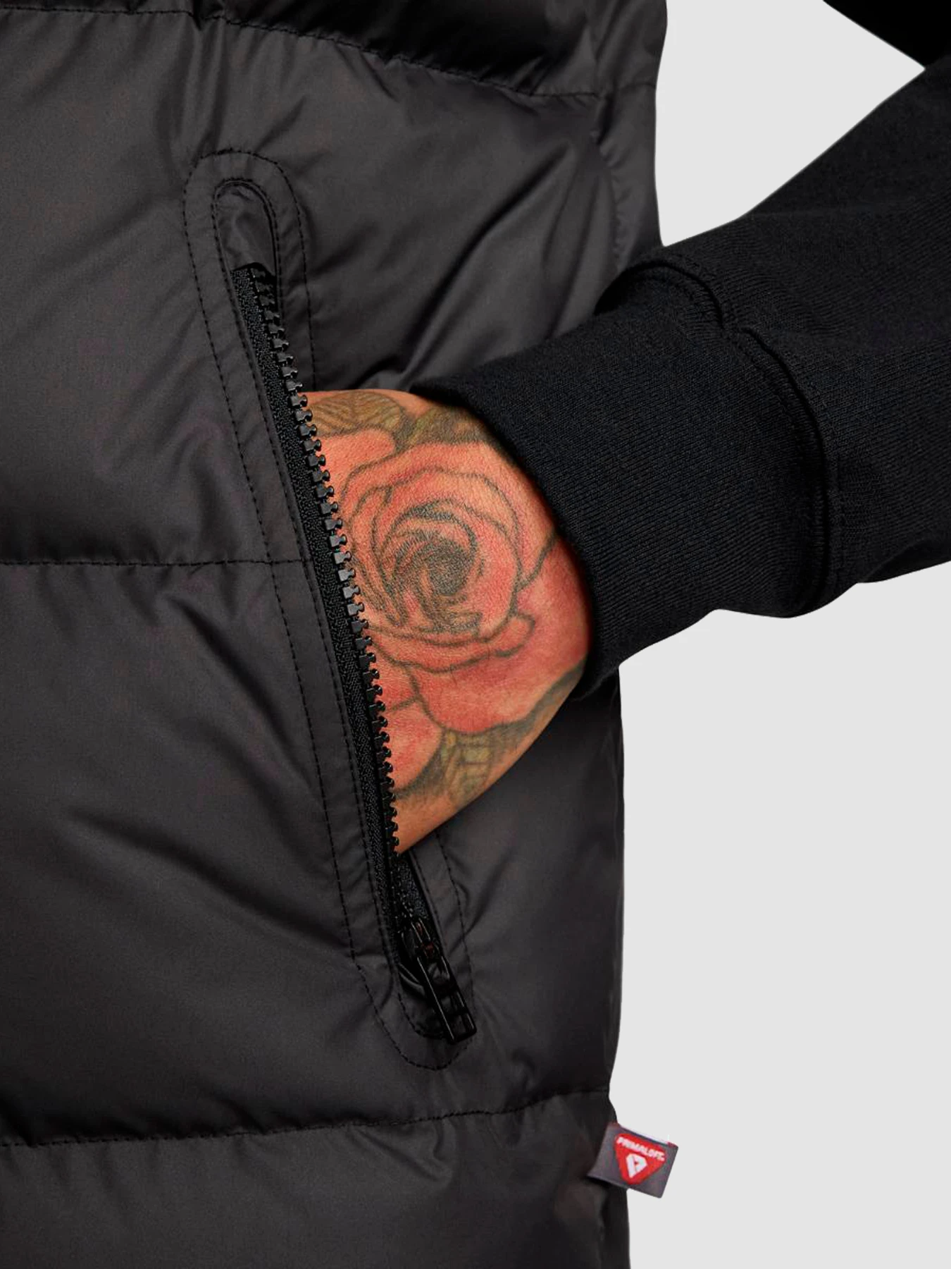 Куртки и дубленки NIKE M Nk Sf Wr Pl-Fld Vest модель FB8193-010 Фото