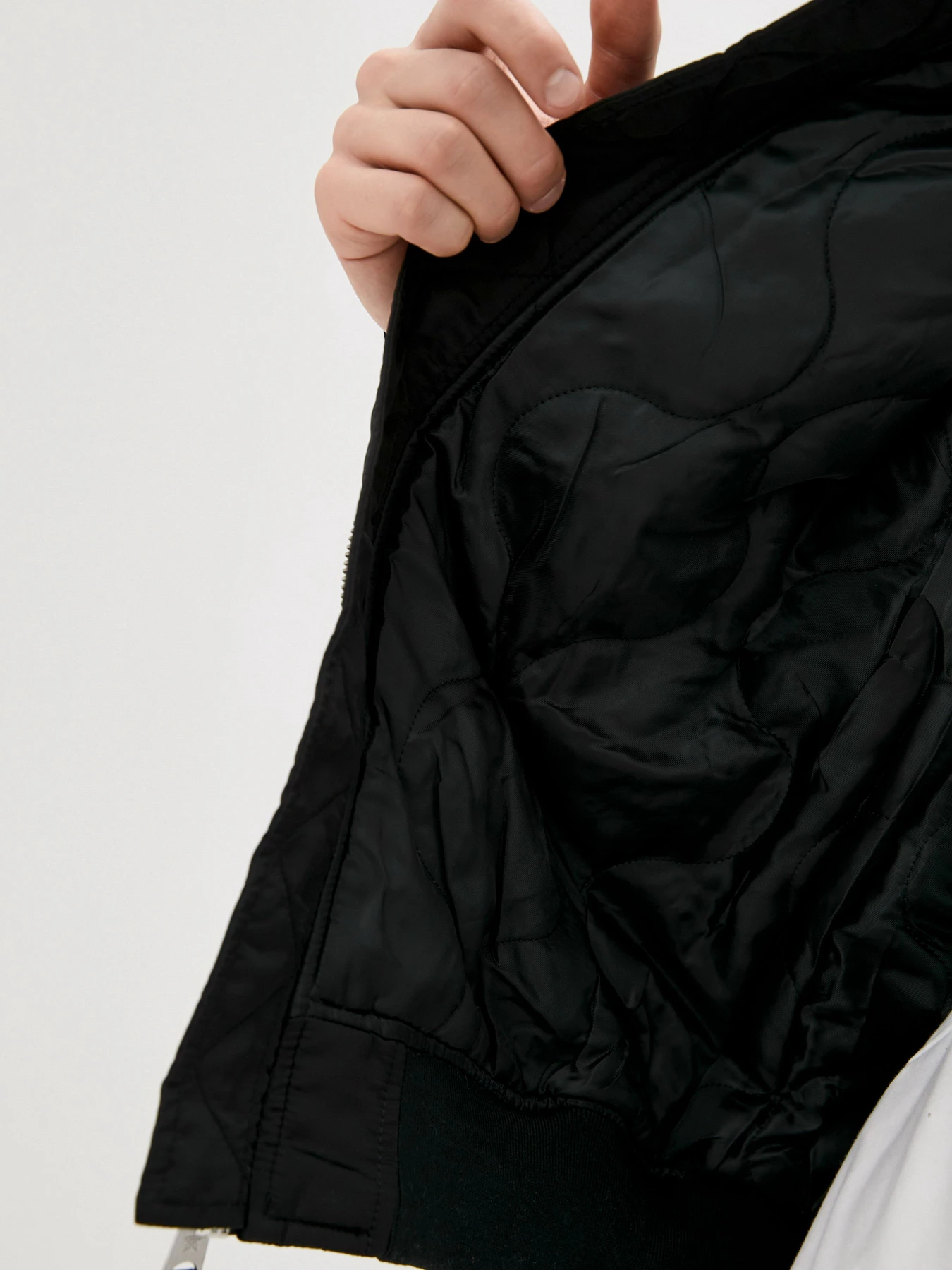 Куртки и дубленки Airboss модель 037600873221_black Куртки и дубленки Airboss модель 037600873221_black Фото