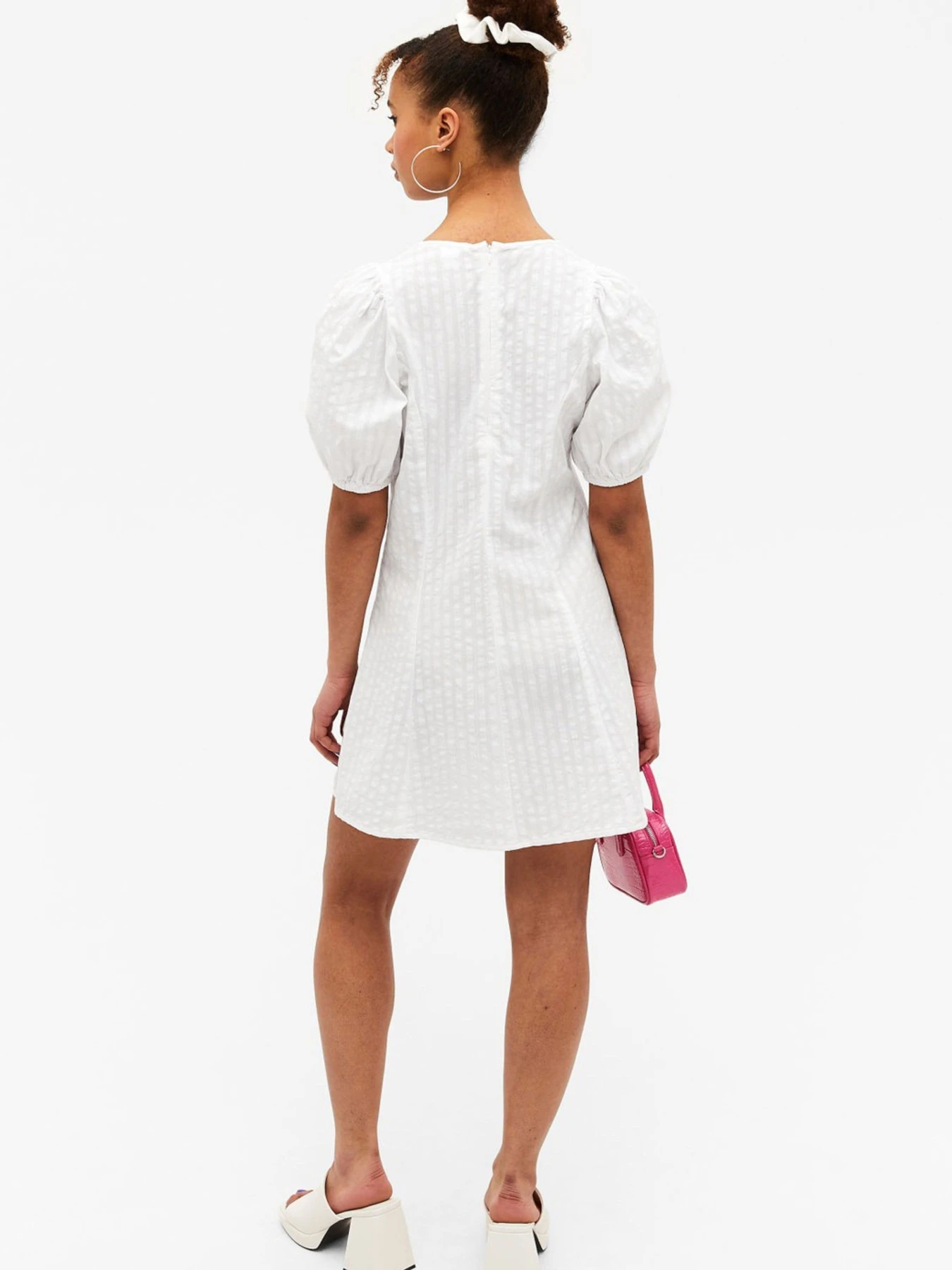 Платья Monki модель 75825 Фото