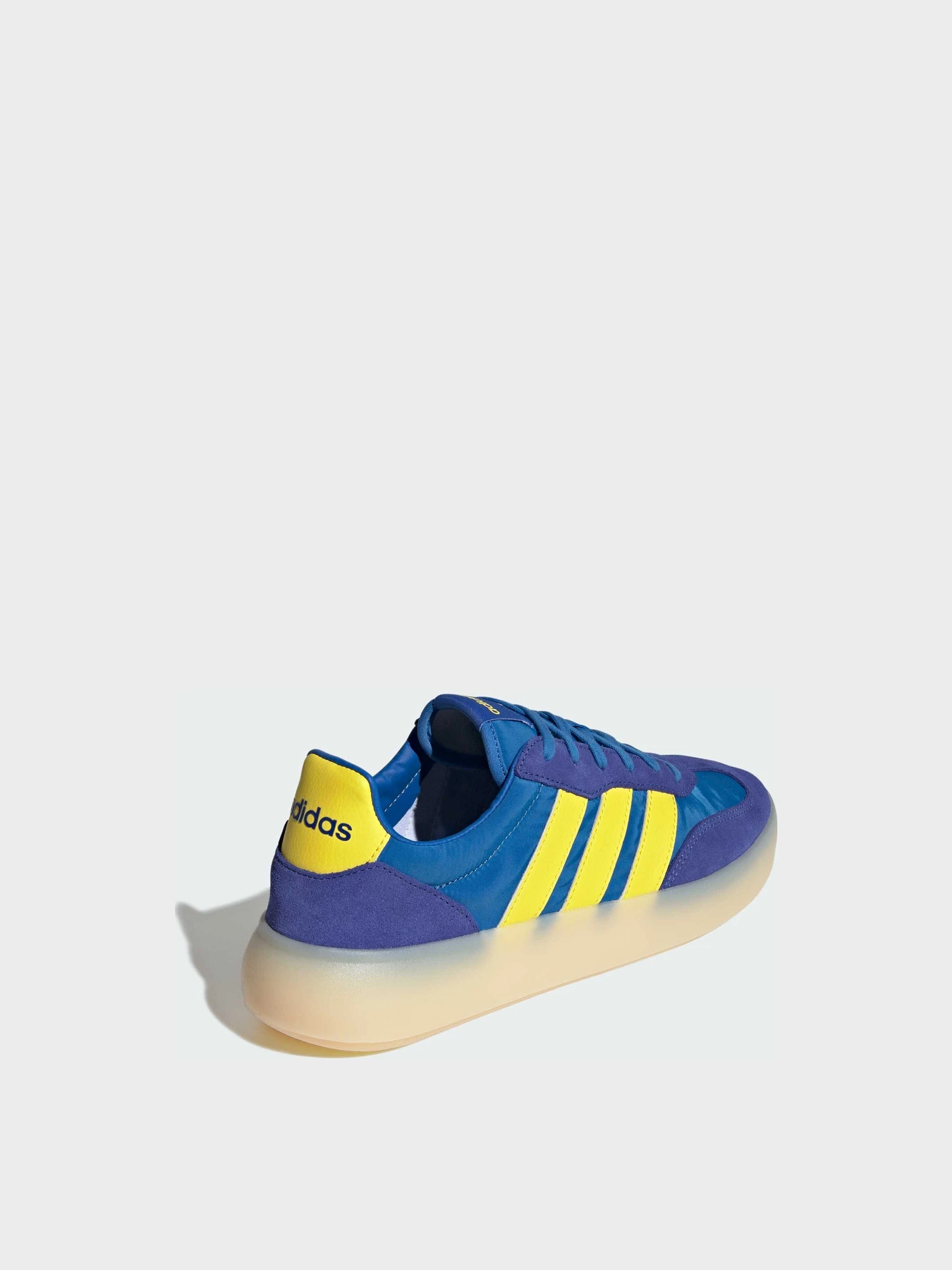 Кросівки Adidas модель JI2319 Кросівки Adidas модель JI2319 Фото