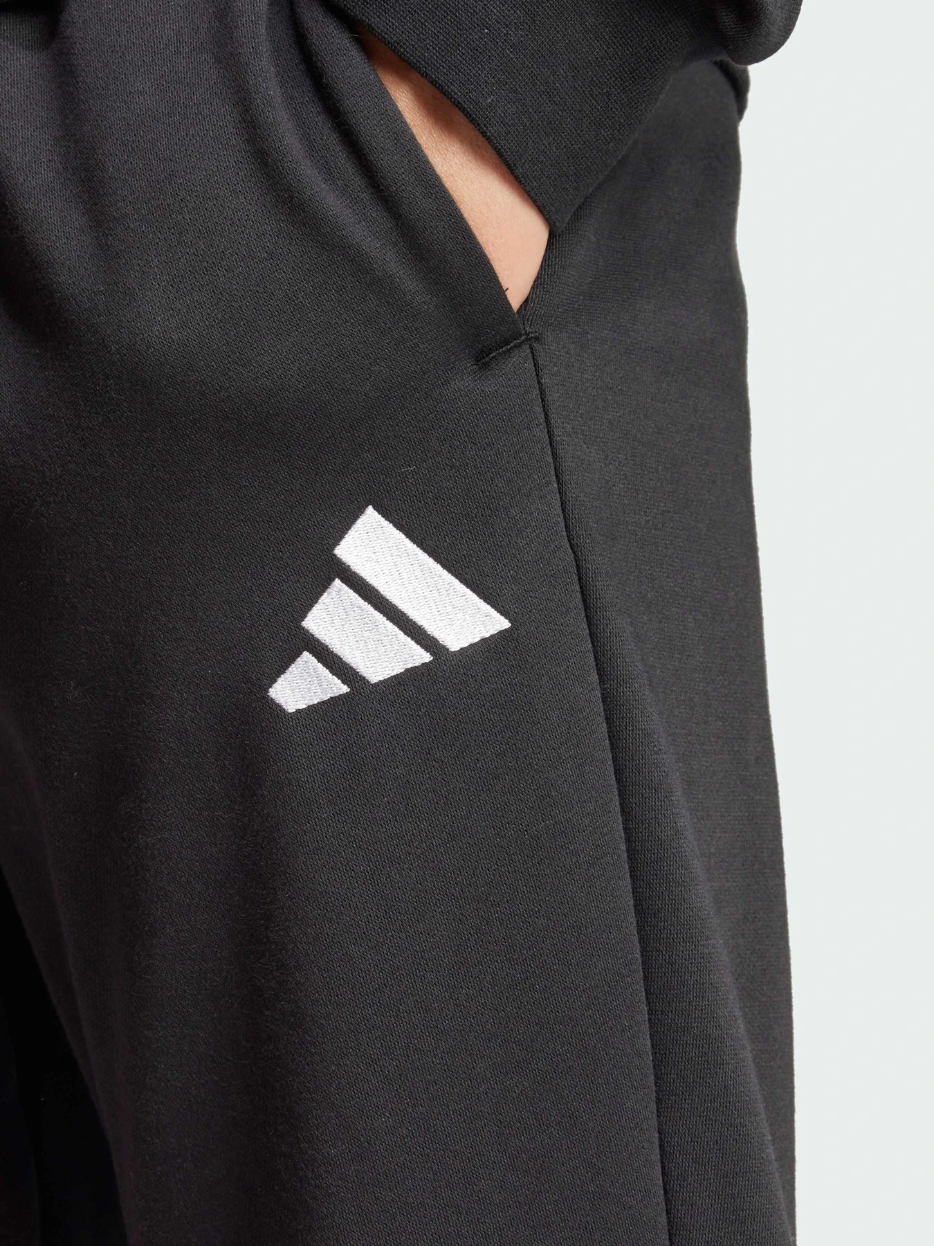 Костюмы Adidas 3 Stripes модель JI8878 Фото