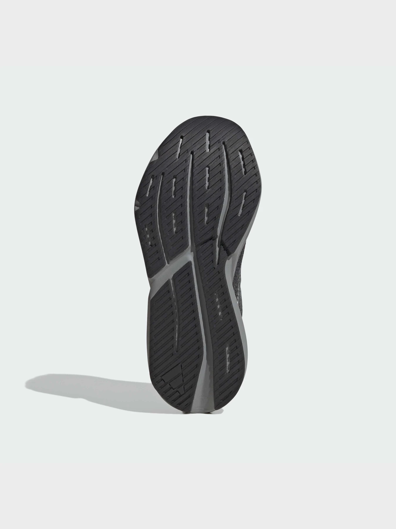 Кроссовки Adidas модель JQ9974 Кроссовки Adidas модель JQ9974 Фото