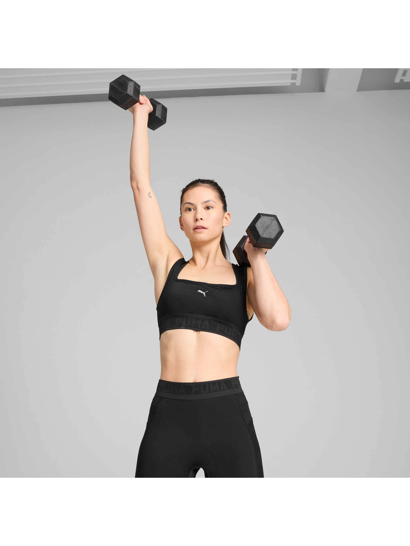 Футболки и поло PUMA Move Lace Bra модель 526783 Футболки и поло PUMA Move Lace Bra модель 526783 Фото