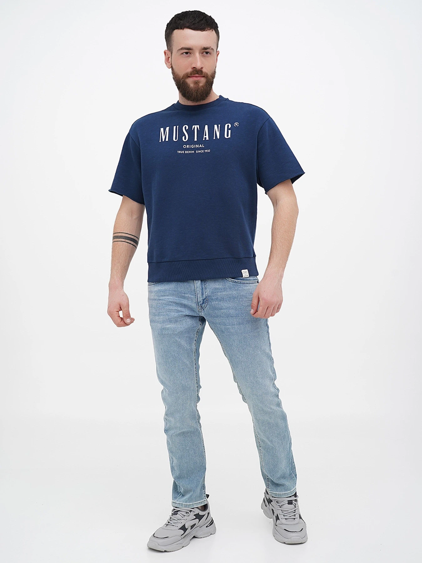 Джинсы Mustang Jeans Oregon Slim модель 1013682 Джинсы Mustang Jeans Oregon Slim модель 1013682 Фото