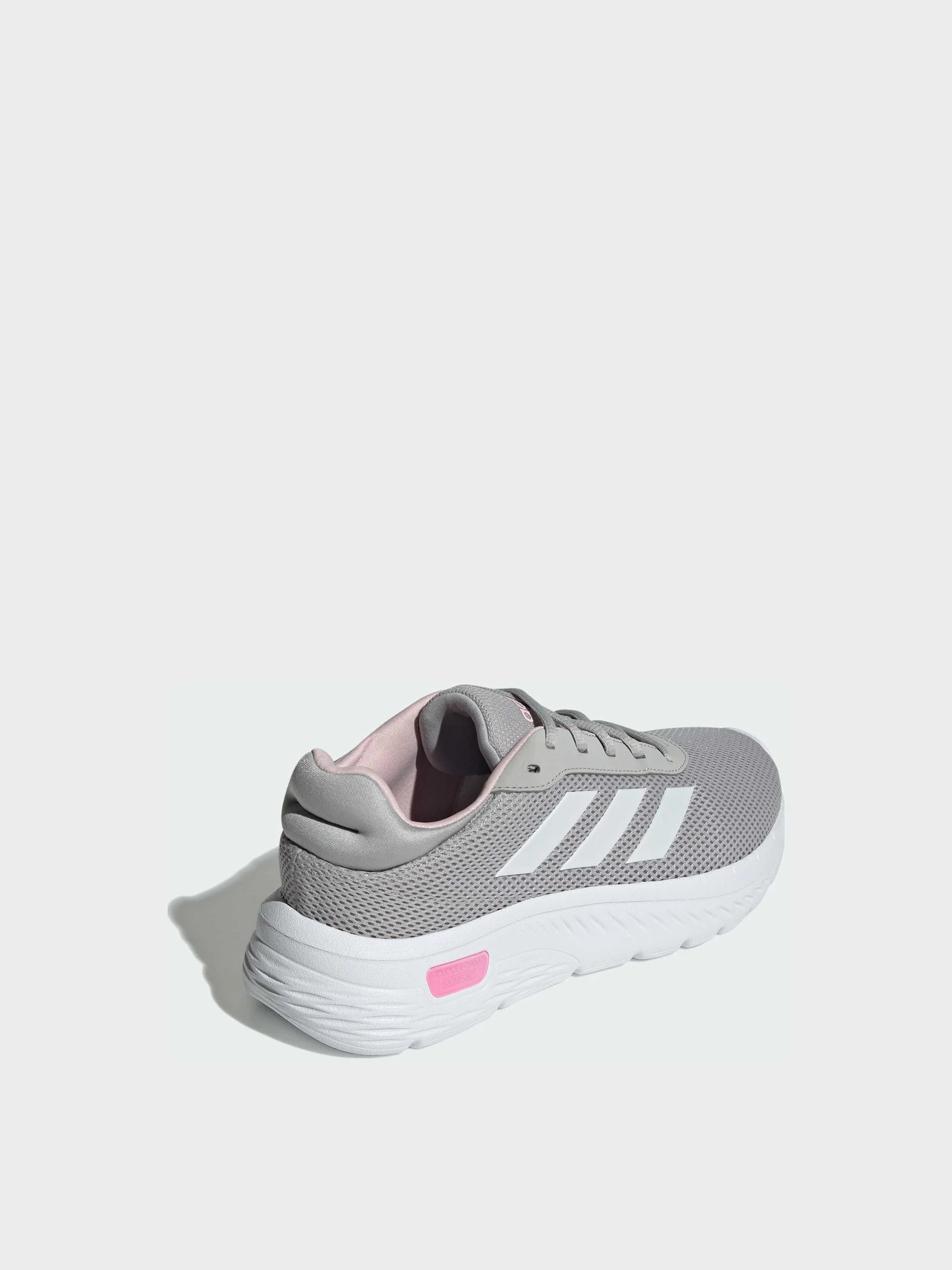 Кроссовки Adidas модель IH6126 Кроссовки Adidas модель IH6126 Фото