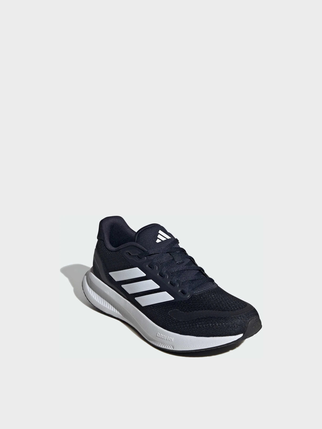 Кроссовки Adidas Runfalcon модель IE8829 Кроссовки Adidas Runfalcon модель IE8829 Фото