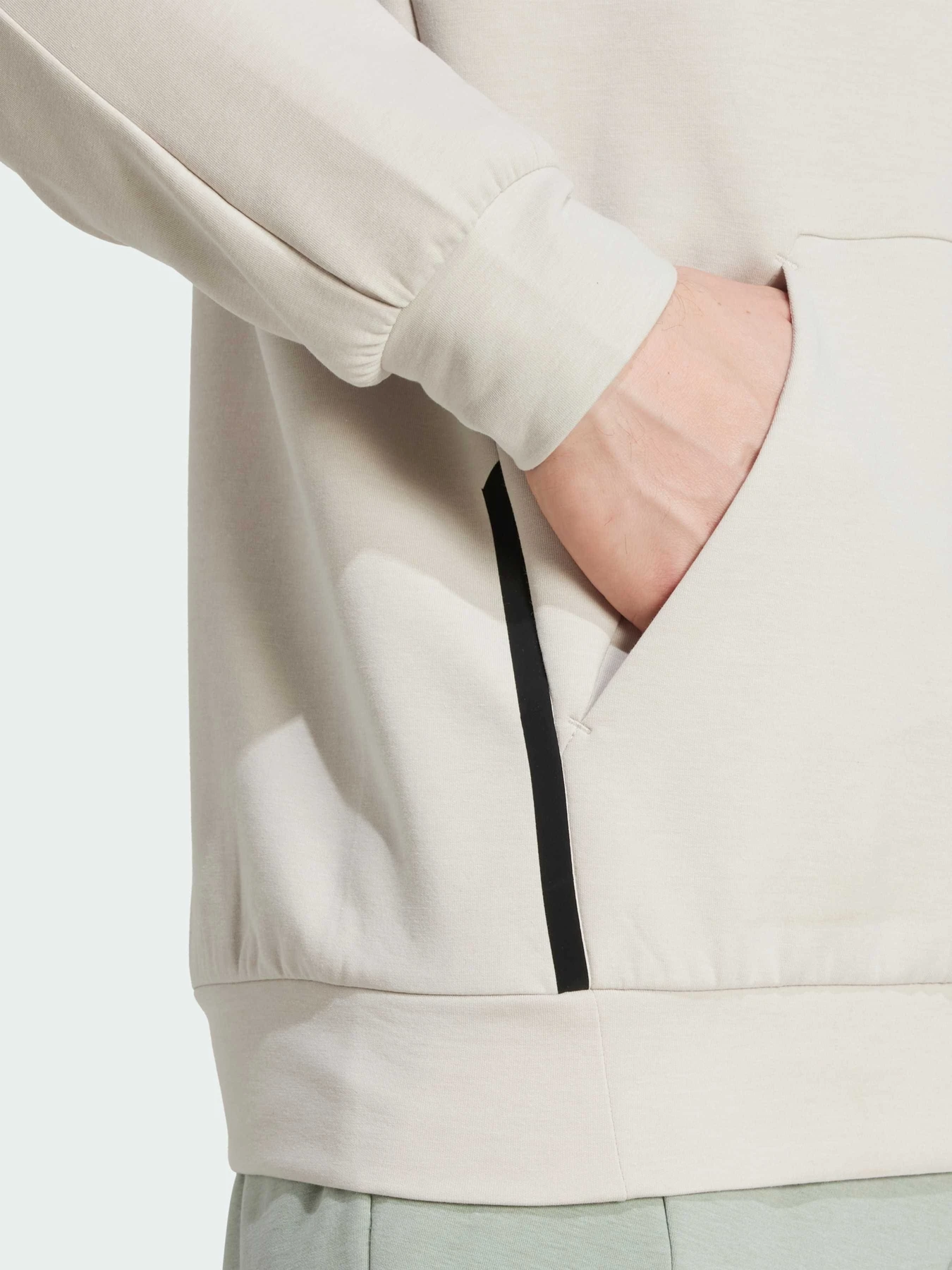 Худи и свитшоты Adidas Clima модель JP4945 Худи и свитшоты Adidas Clima модель JP4945 Фото