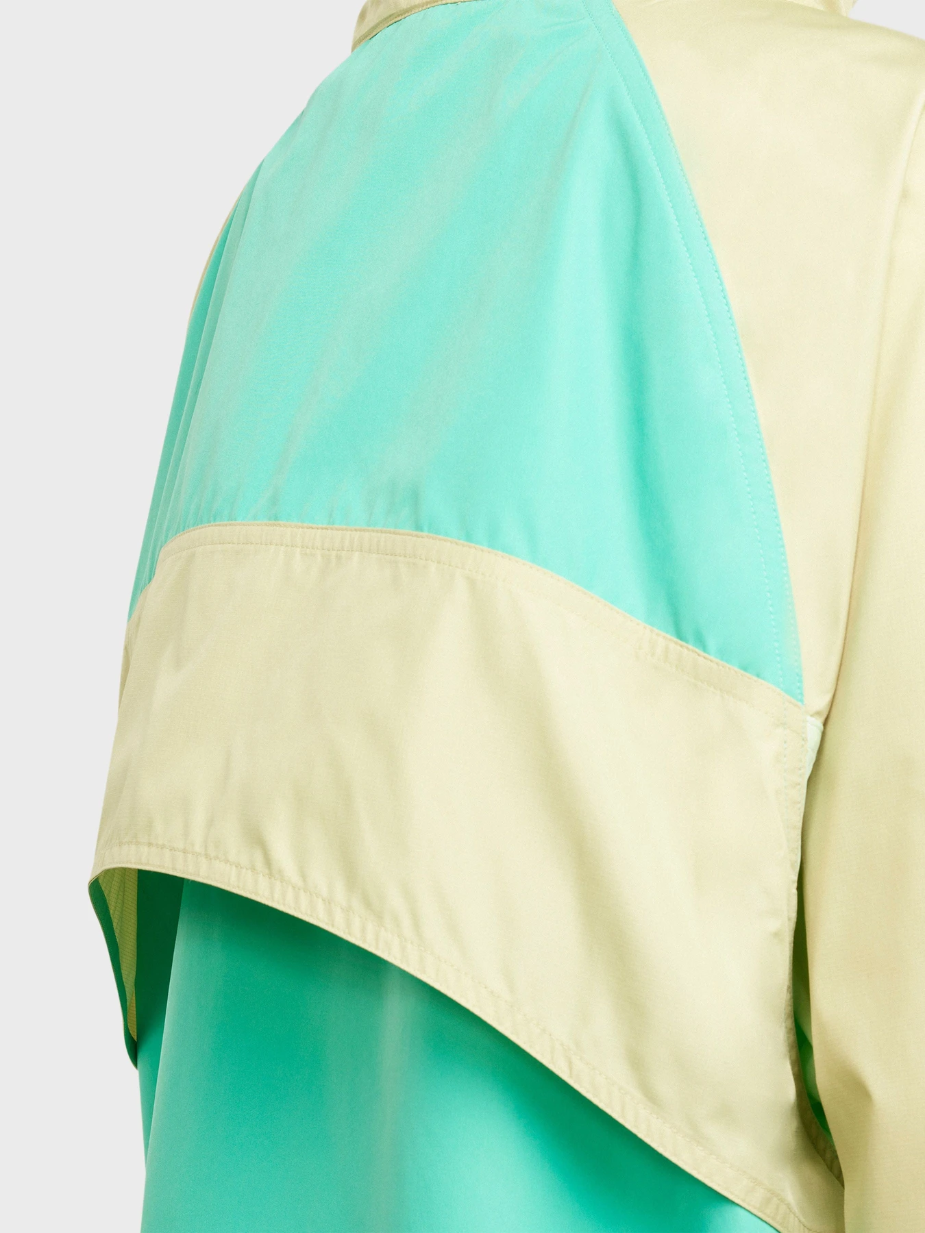 Куртки та дублянки Adidas модель JG1067 Фото