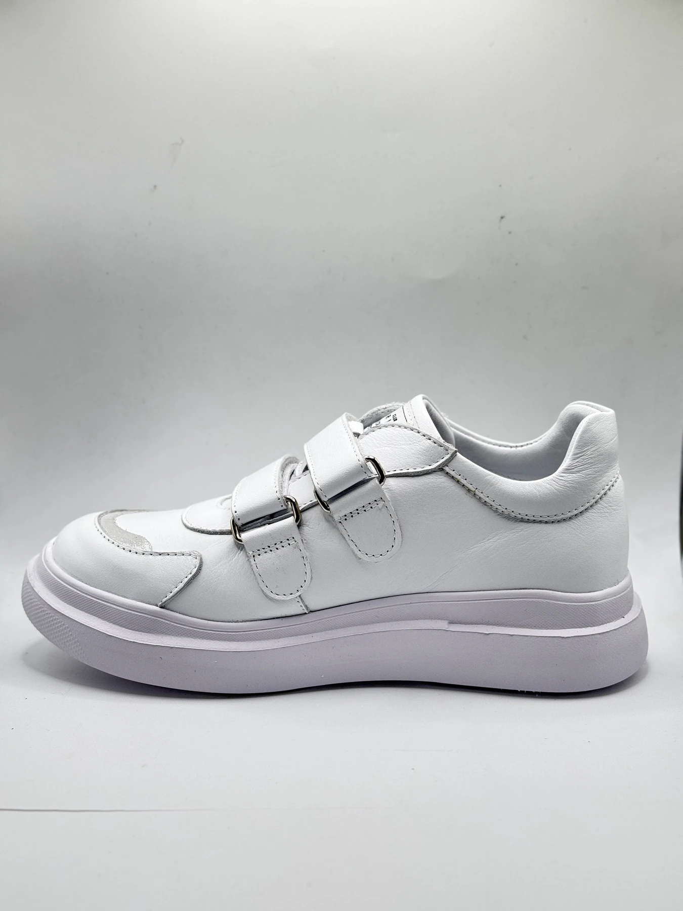 Кроссовки Perlina модель 105white25 Кроссовки Perlina модель 105white25 Фото