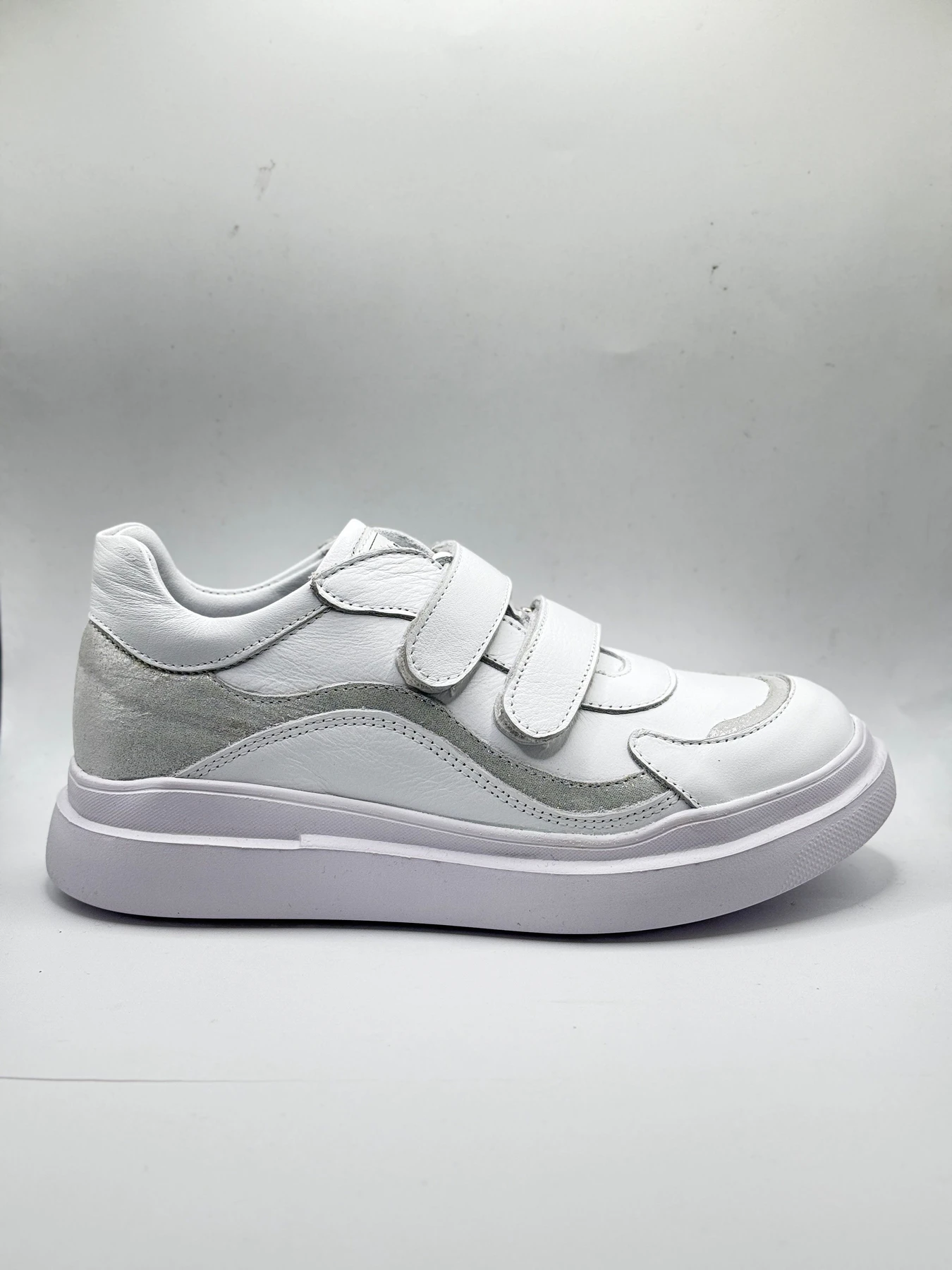 Кроссовки Perlina модель 105white25 Кроссовки Perlina модель 105white25 Фото