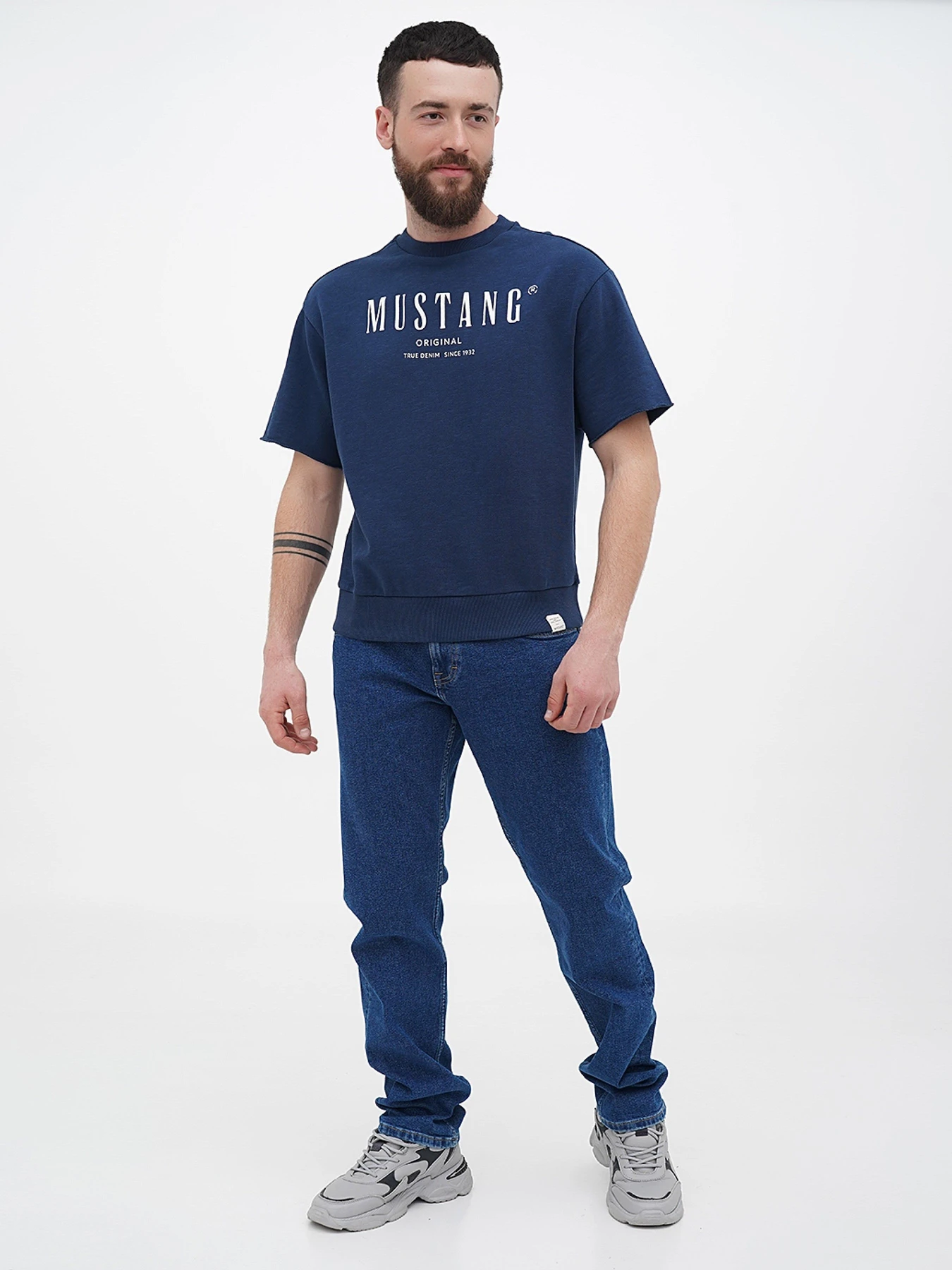 Джинсы Mustang Jeans Denver Straight модель 1014878 Джинсы Mustang Jeans Denver Straight модель 1014878 Фото