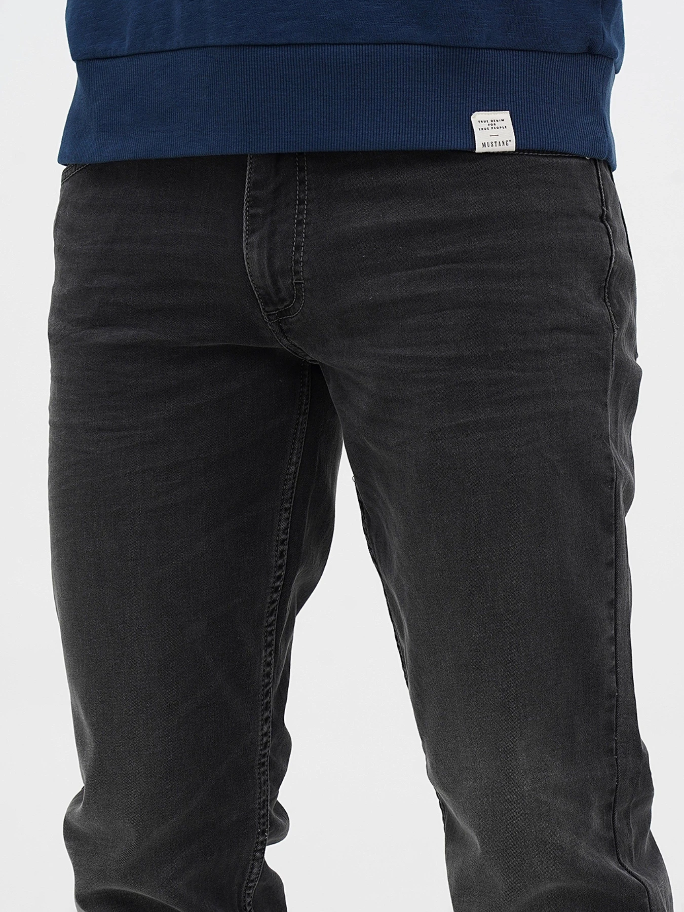 Джинсы Mustang Jeans Tramper Straight модель 1016083 Фото