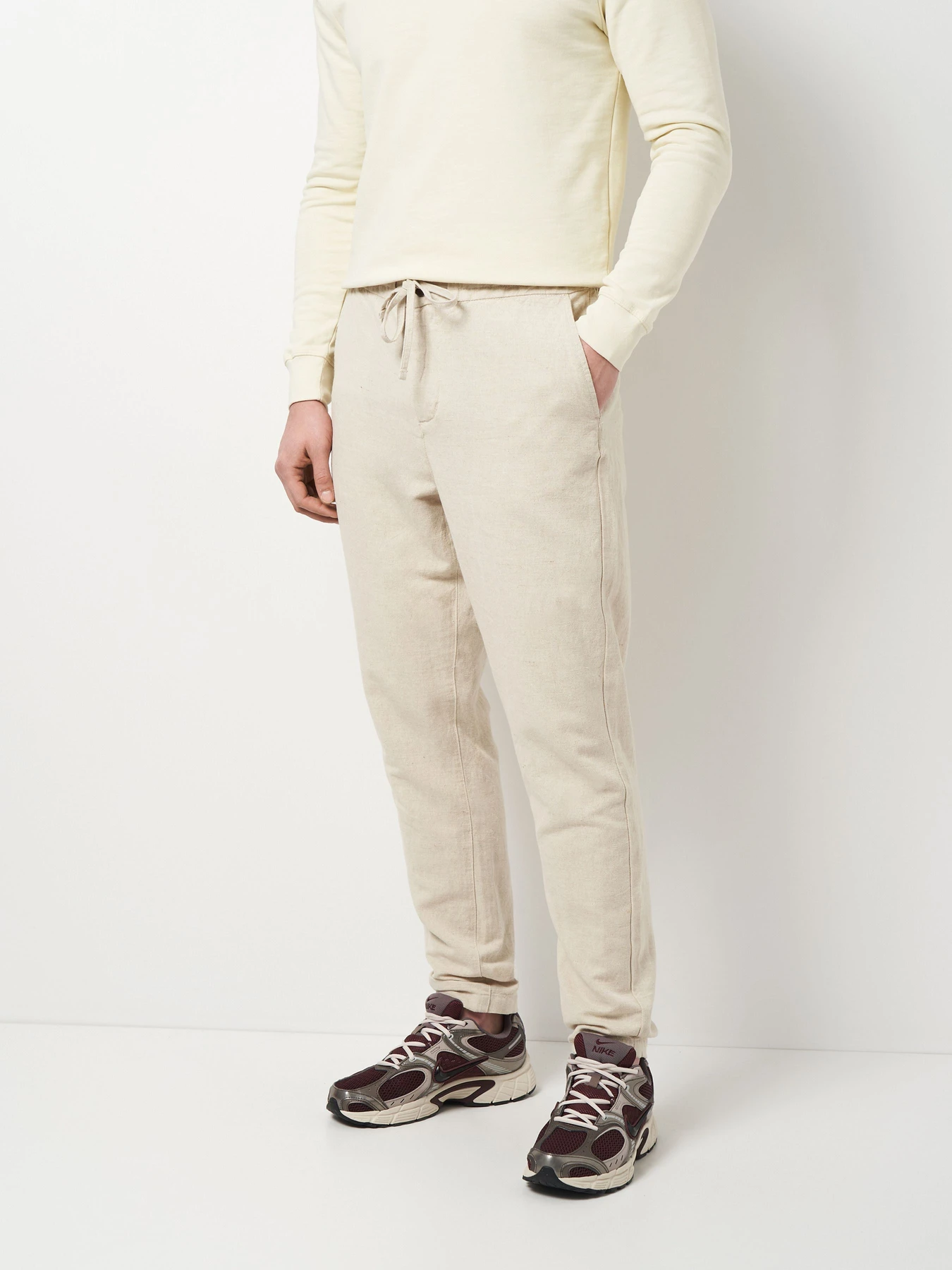 Брюки Mustang Jeans Milano Linen Jogger модель 1015157 Брюки Mustang Jeans Milano Linen Jogger модель 1015157 Фото