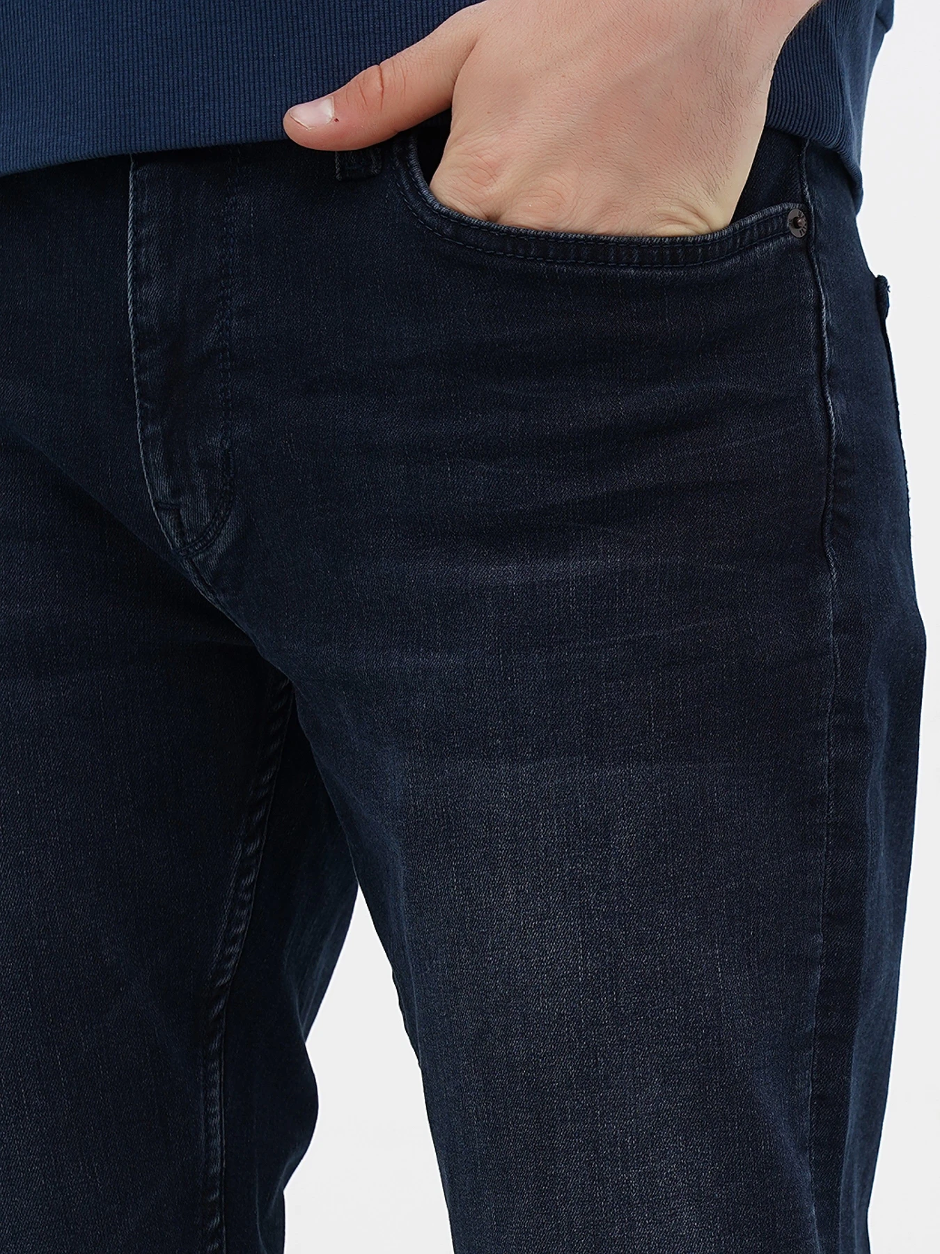 Джинсы Mustang Jeans Vegas модель 5008948 Джинсы Mustang Jeans Vegas модель 5008948 Фото