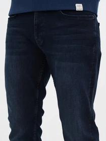 Джинсы Mustang Jeans Vegas модель 5008948 Фото