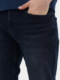 Джинсы Mustang Jeans Vegas модель 5008948 Фото