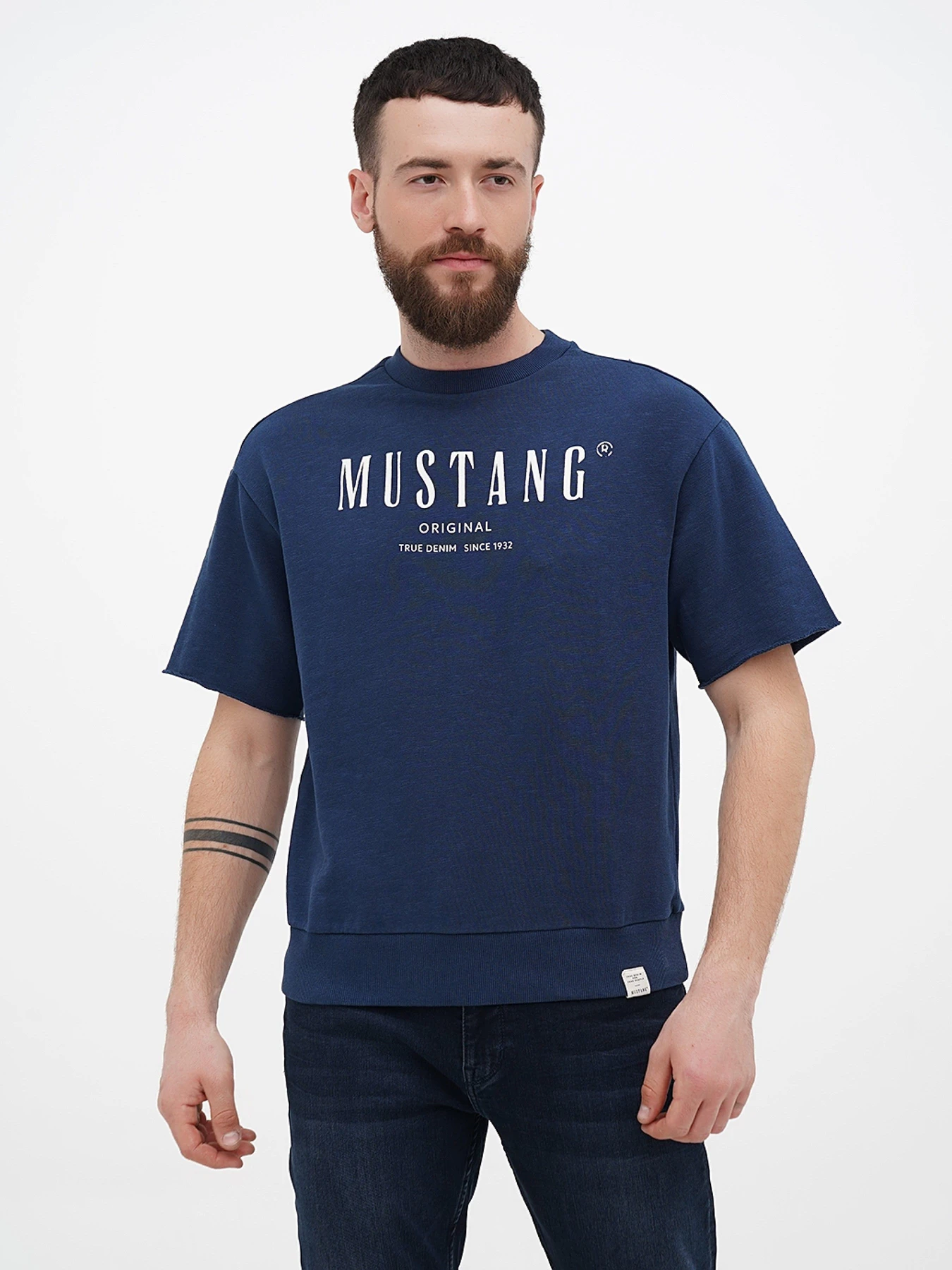 Футболки і поло Mustang Jeans Ben Crewneck SSleeve модель 1013870 Футболки і поло Mustang Jeans Ben Crewneck SSleeve модель 1013870 Фото