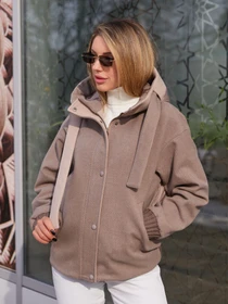 Куртки и дубленки MilaNova модель Куртка К-368 капучино+бежевый Фото