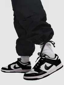 Штани NIKE W Nsw Dance Cargo модель FV7520-010 Фото