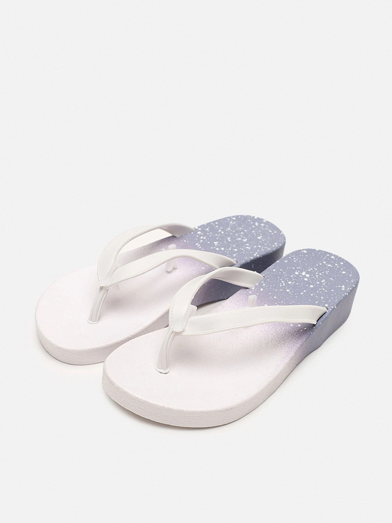 Шльопанці YUKI модель ЦБ-00267843 Шльопанці YUKI модель ЦБ-00267843 Фото