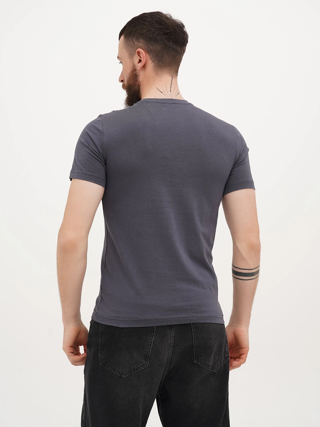 Футболки и поло Mustang Jeans Alex C LOGO Tee модель 1009738 Футболки и поло Mustang Jeans Alex C LOGO Tee модель 1009738 Фото