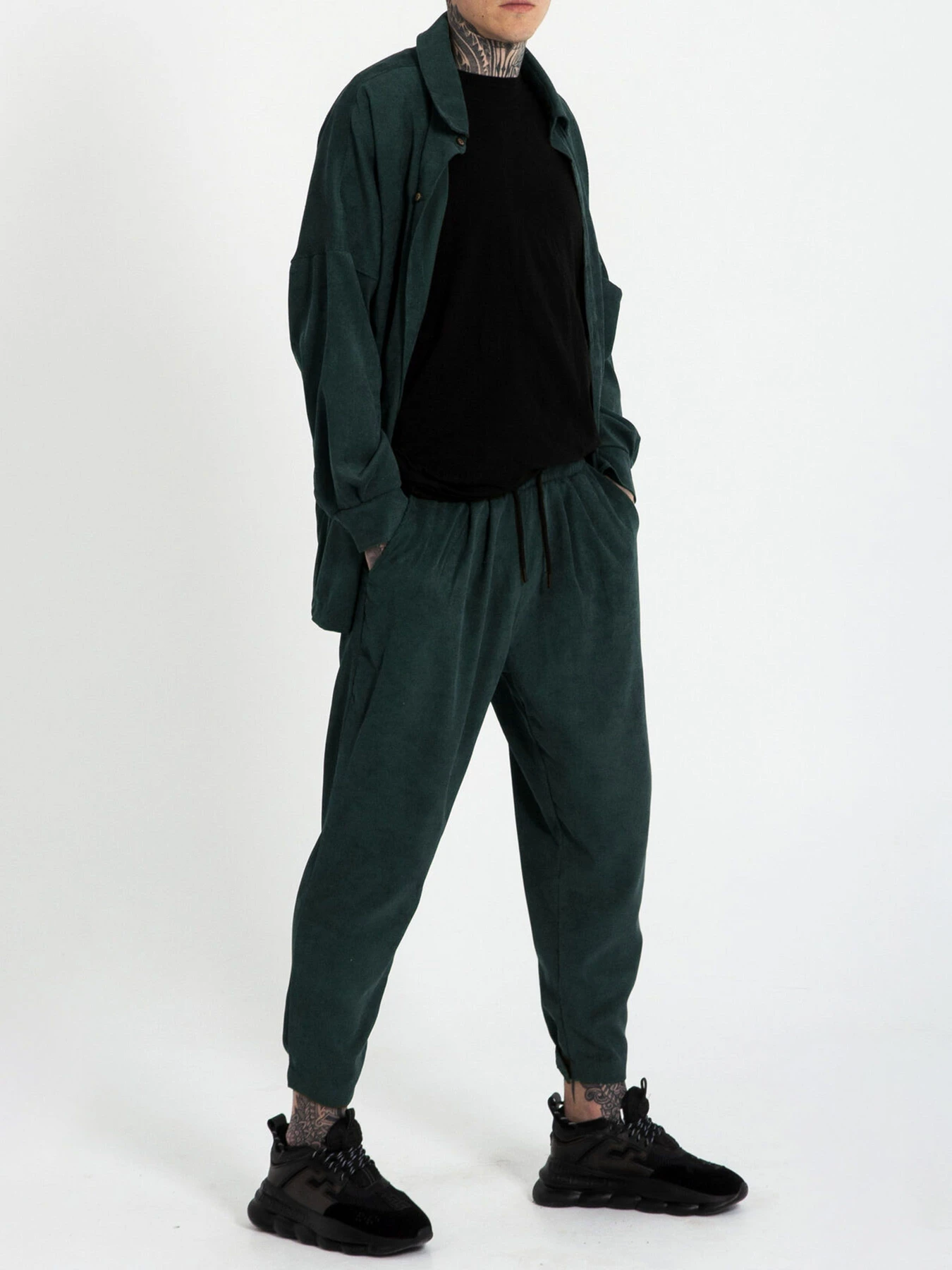 Штани IJ модель ij-pants-lip-velvet-emerald-man Штани IJ модель ij-pants-lip-velvet-emerald-man Фото