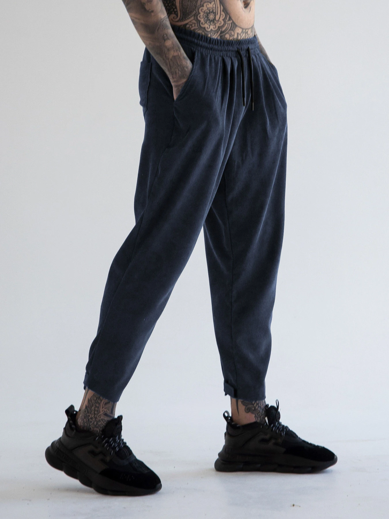 Штани IJ модель ij-pants-lip-velvet-jeans-man Штани IJ модель ij-pants-lip-velvet-jeans-man Фото