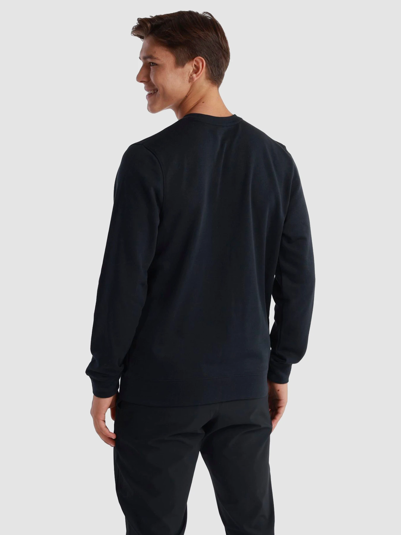 Худі та світшоти Under Armour Rival Terry Crew модель 1370404-001 Худі та світшоти Under Armour Rival Terry Crew модель 1370404-001 Фото