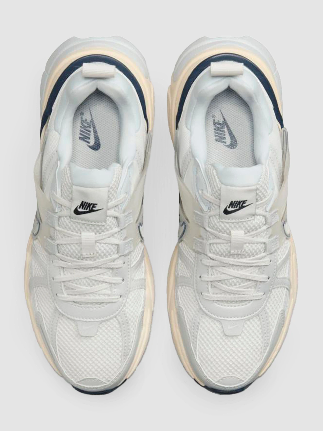 Кросівки NIKE V2k Run модель FD0736-004 Кросівки NIKE V2k Run модель FD0736-004 Фото