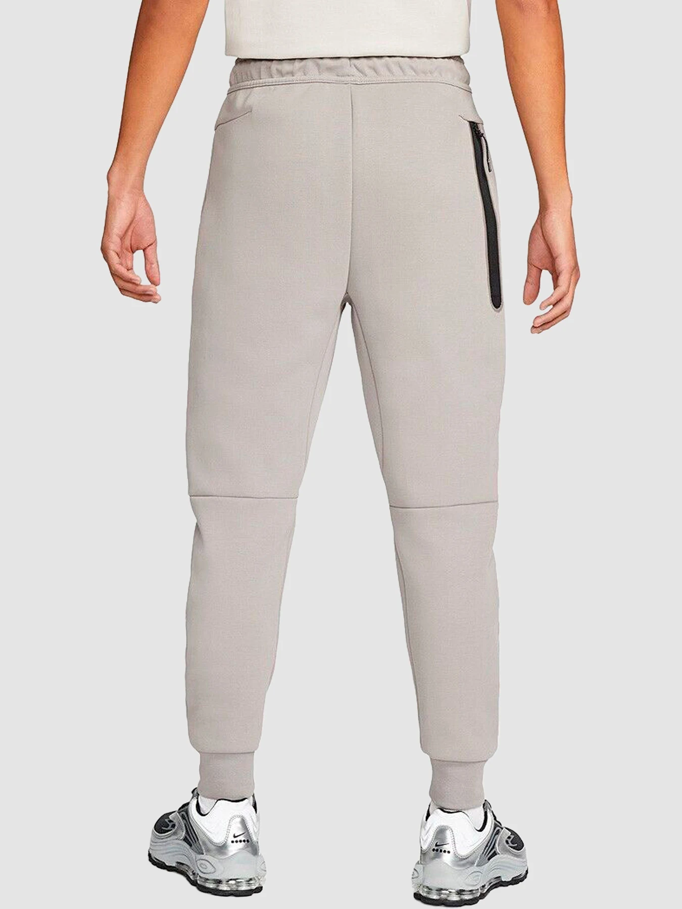 Брюки NIKE Sportswear Tech Fleece Jogger модель DV0538-016 Брюки NIKE Sportswear Tech Fleece Jogger модель DV0538-016 Фото