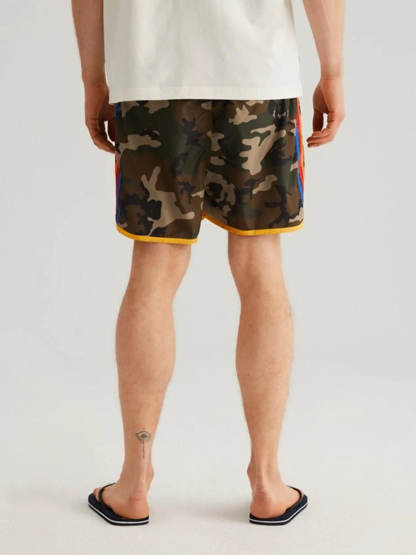 Одежда для пляжа DIVERSE Cltn Retros C модель 10041800 Одежда для пляжа DIVERSE Cltn Retros C модель 10041800 Фото