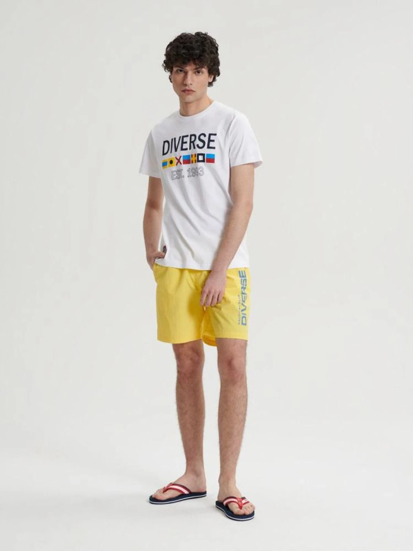 Одяг для пляжу DIVERSE Presse модель 10041832 Одяг для пляжу DIVERSE Presse модель 10041832 Фото